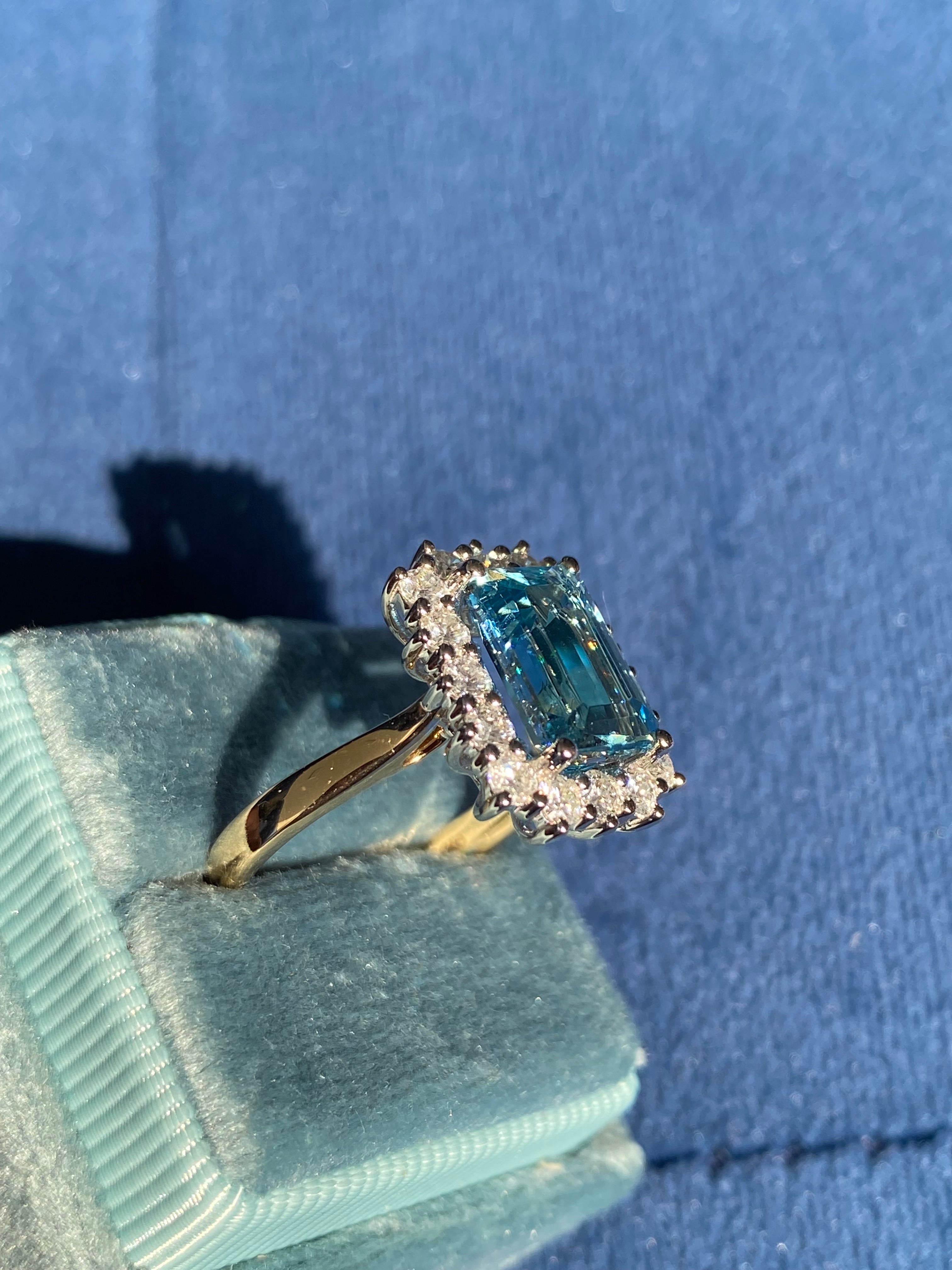 3.05 Carat Aquamarine and 0.89ctw Natural Diamond Halo Ring in Platinum and 18ct Yellow Gold