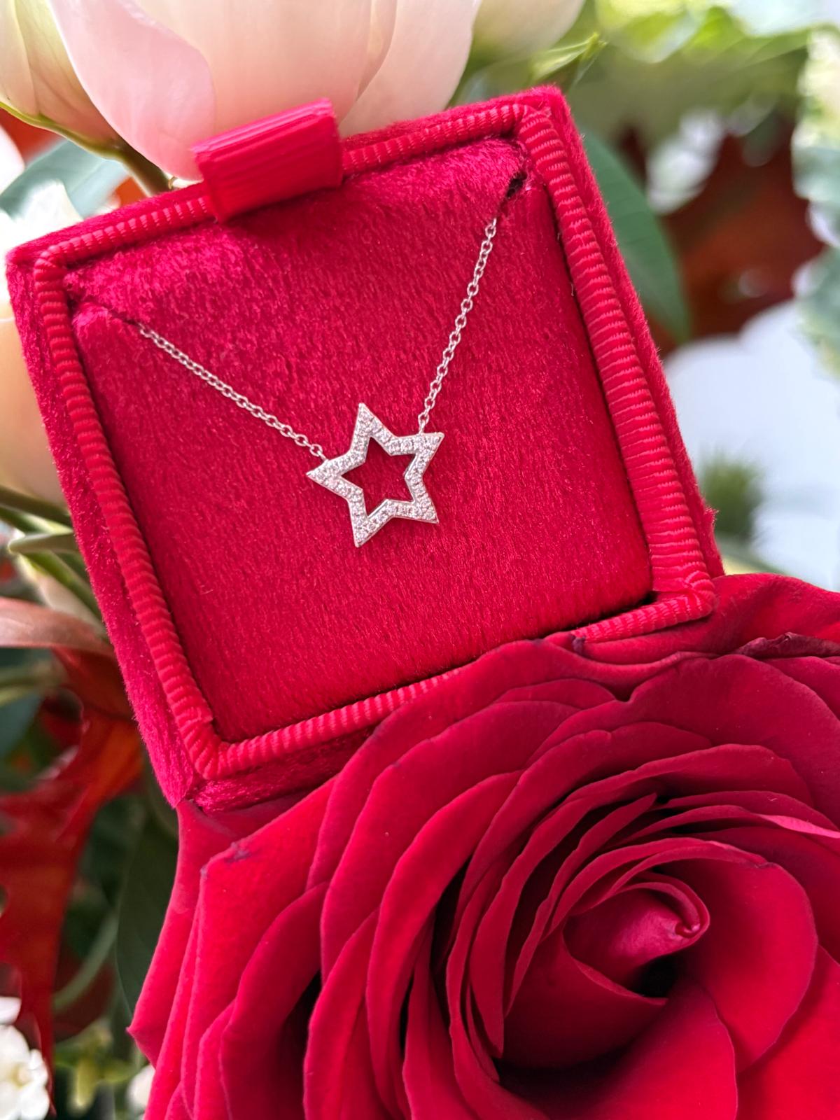 Super Star Natural Diamond Pendant Necklace in 18ct White Gold