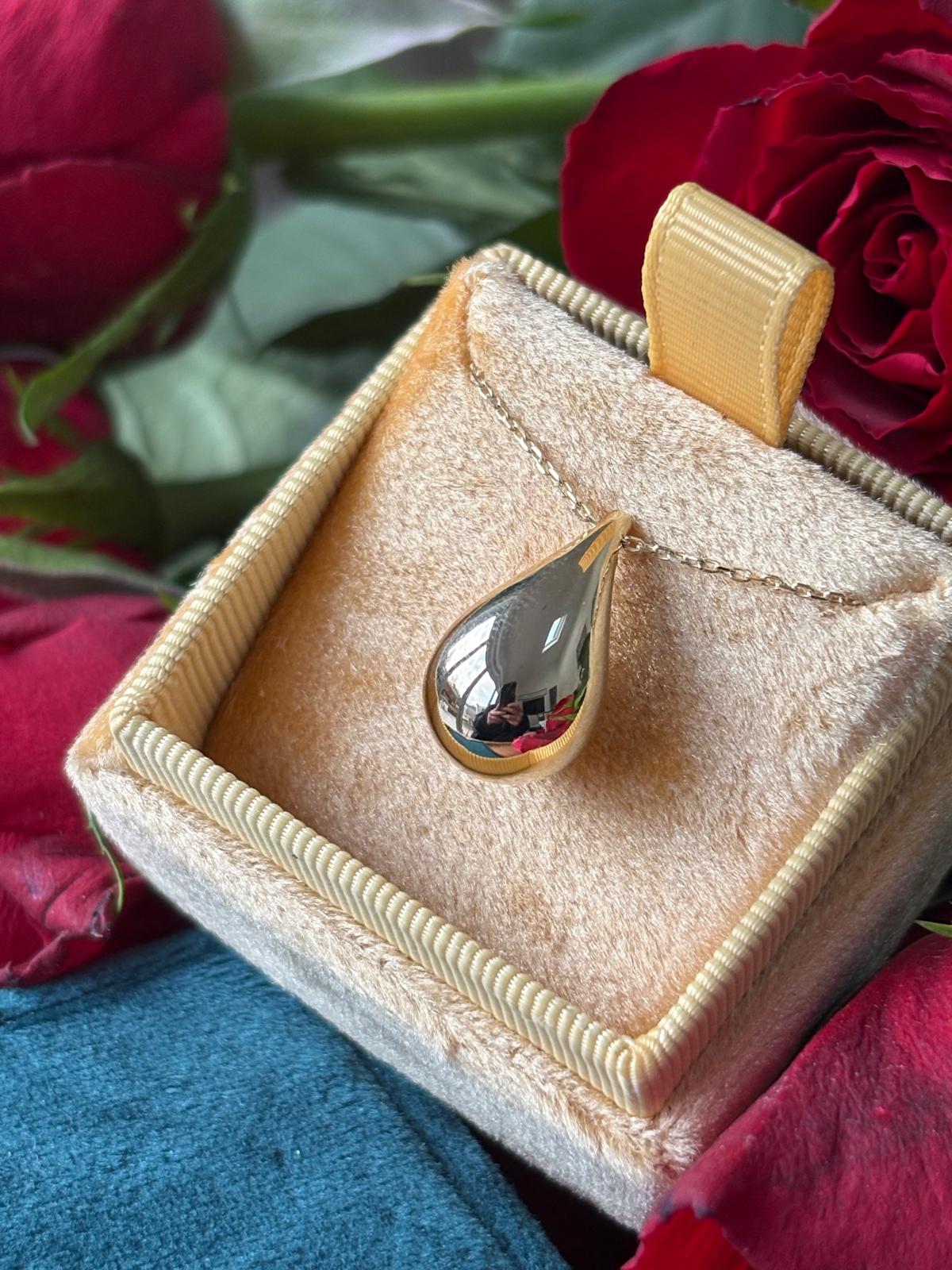 Statement Large Teardrop Necklace in 9ct Yellow Gold