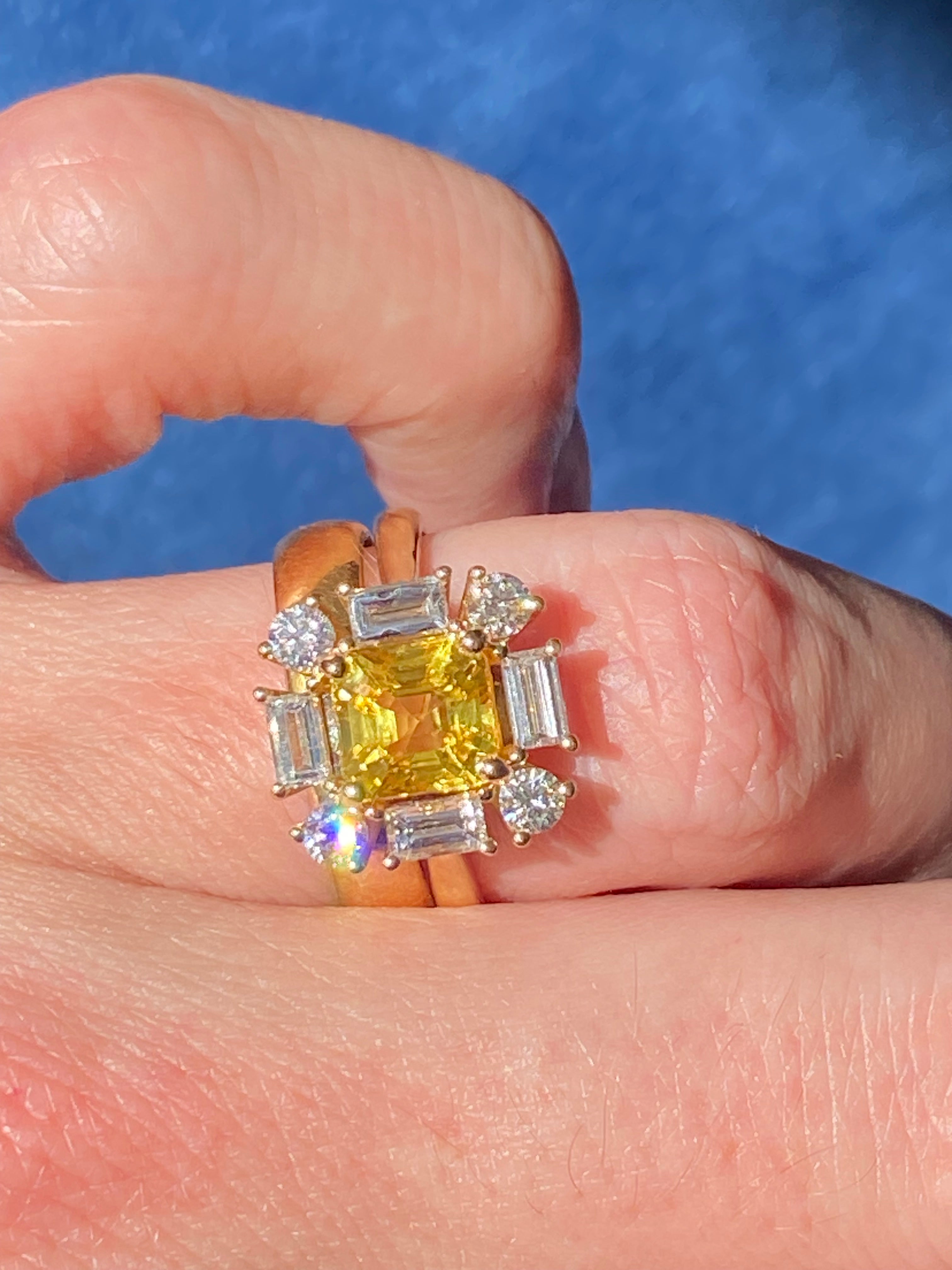2.26 Carat Yellow Sapphire and 0.92 ctw Natural Diamond Ring in 18ct Yellow Gold