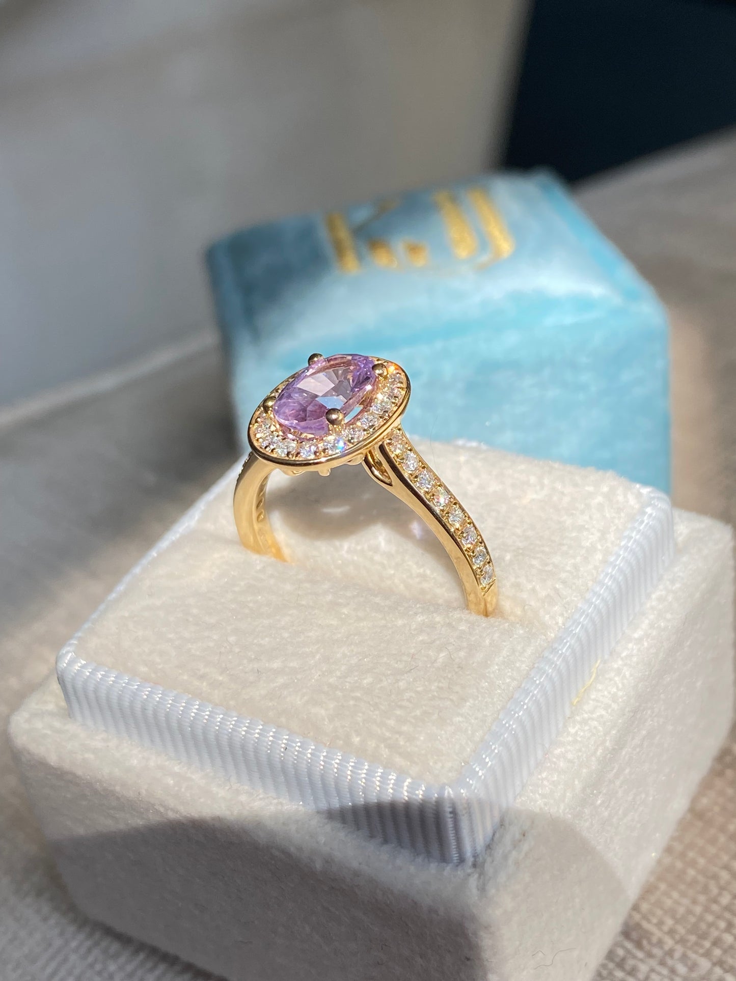 1.37 Carat Lilac Sapphire and Natural Diamond Engagement Ring in 18ct Yellow Gold