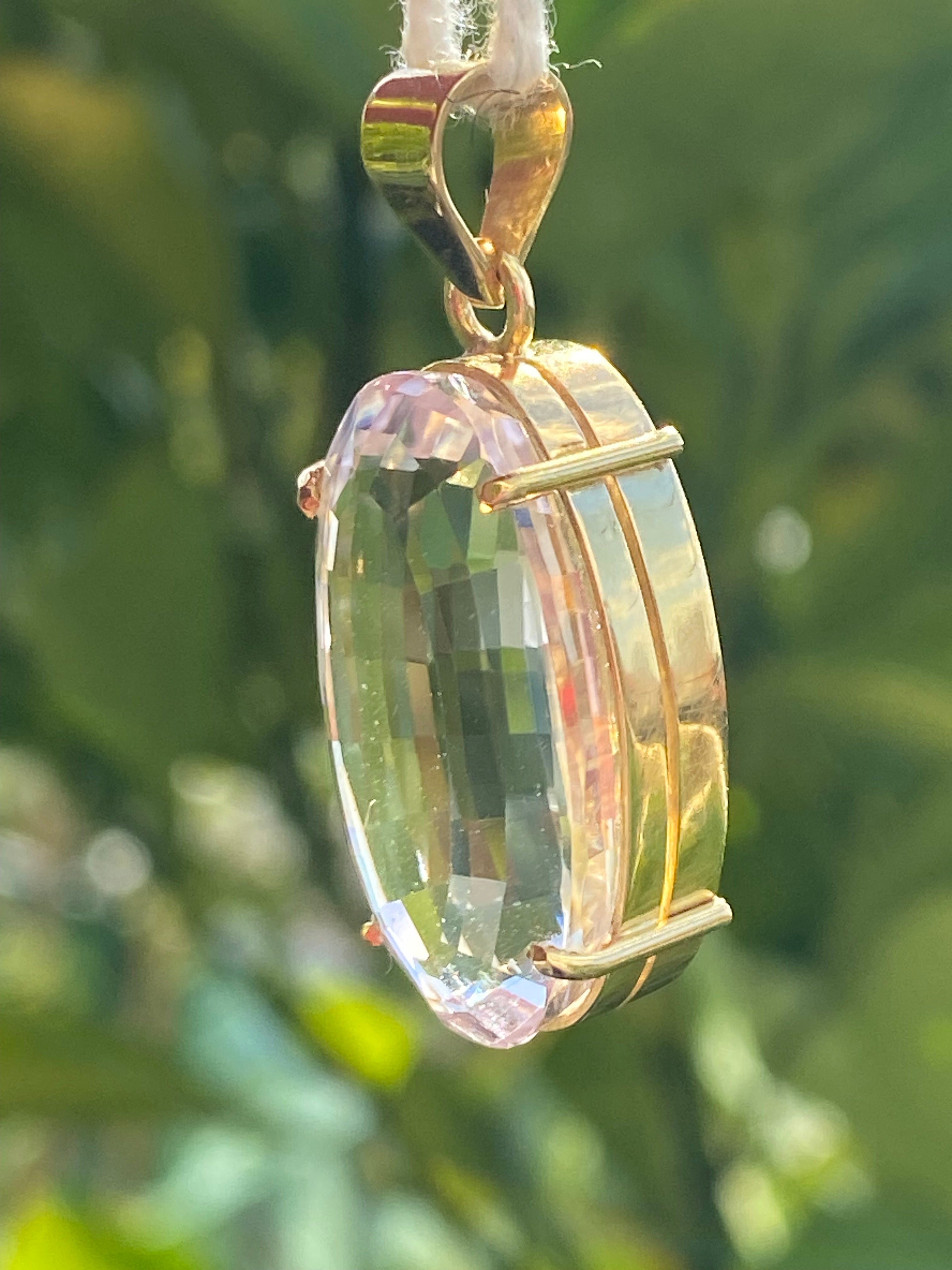 Vintage 15.00 carat Kunzite Pendant in 18ct Yellow Gold