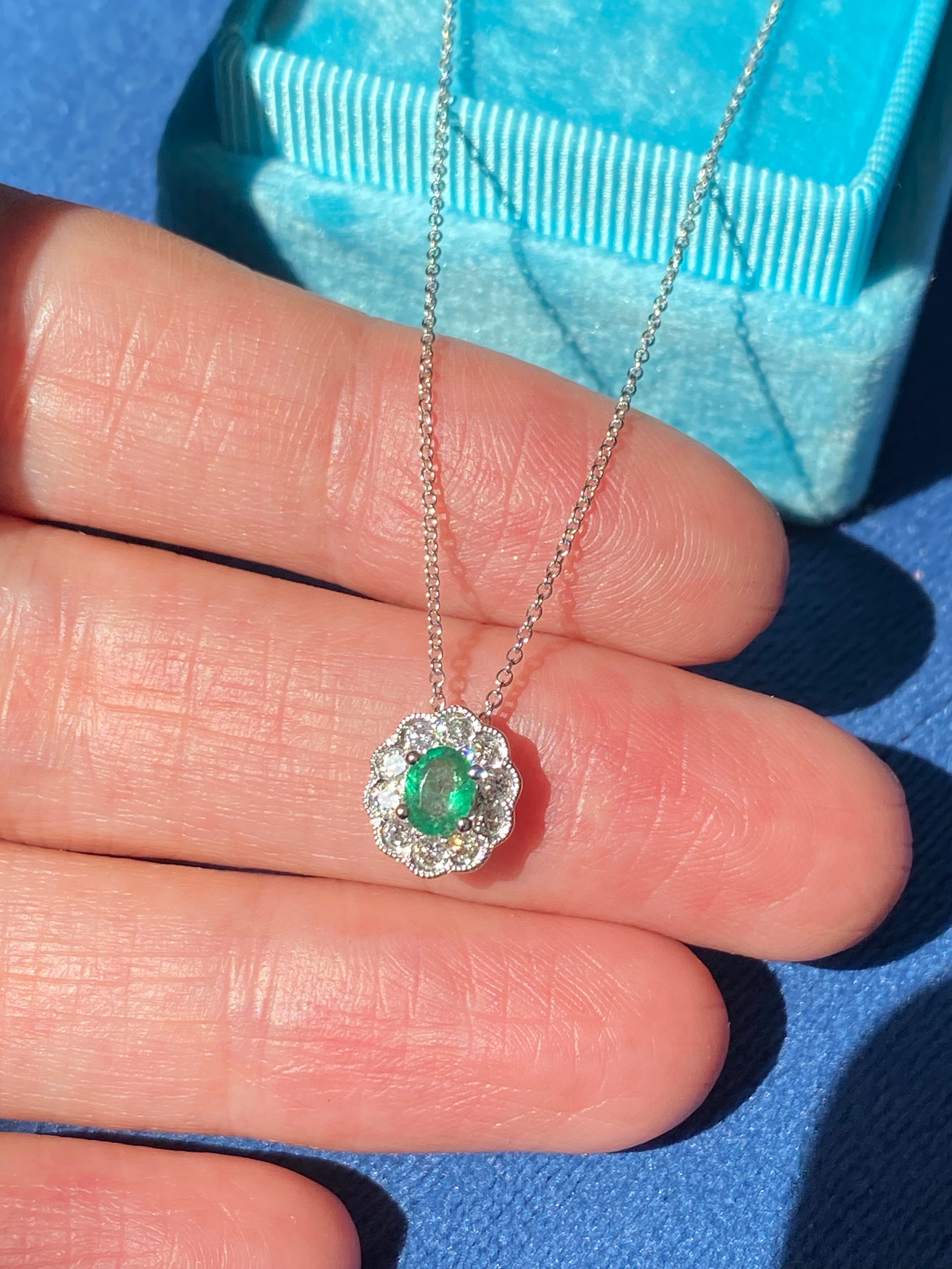 Beautiful Emerald and Natural Diamond Pendant in 18ct White Gold