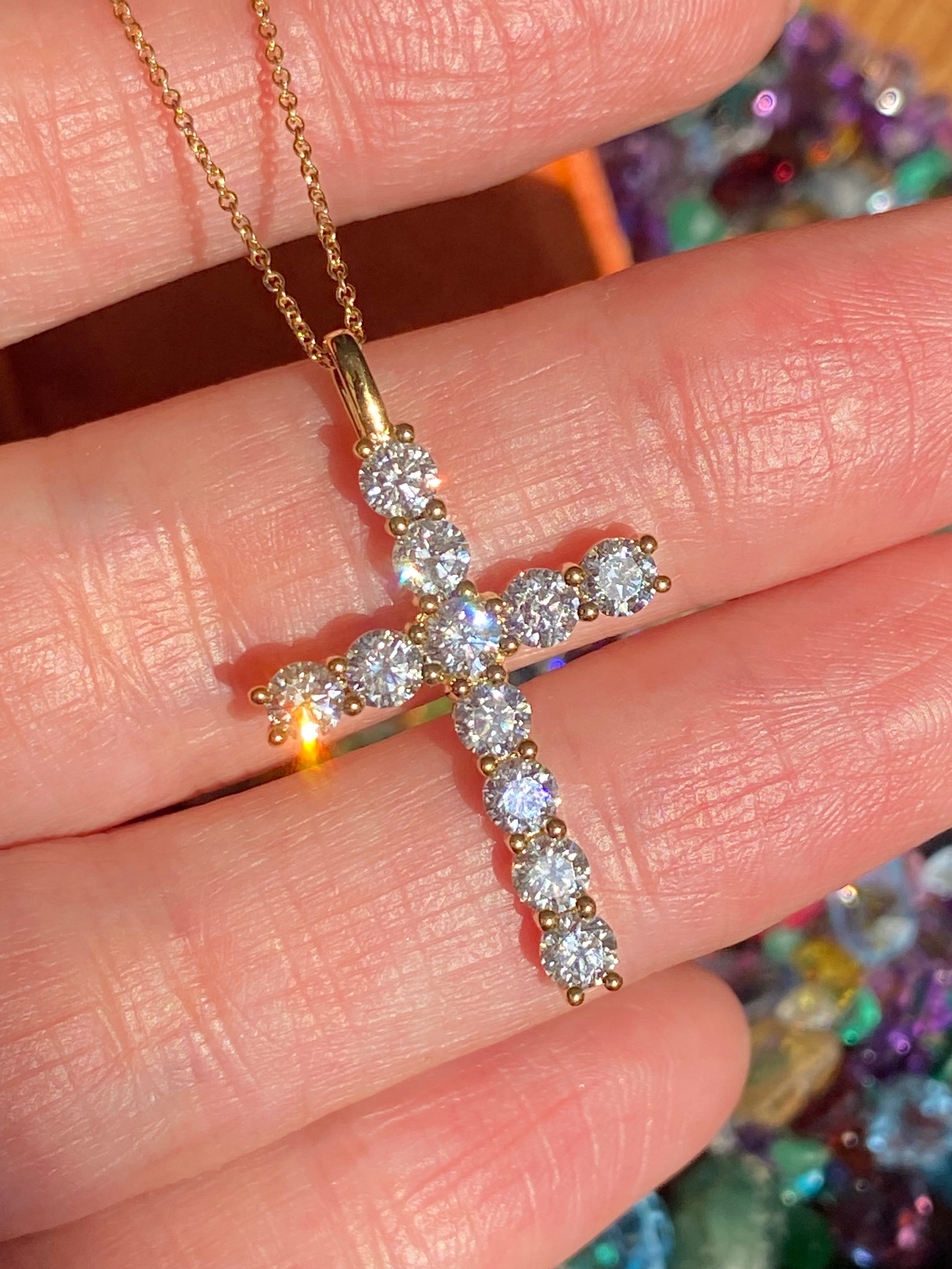 2.00 CTW Natural Diamond Cross in 18ct Yellow Gold