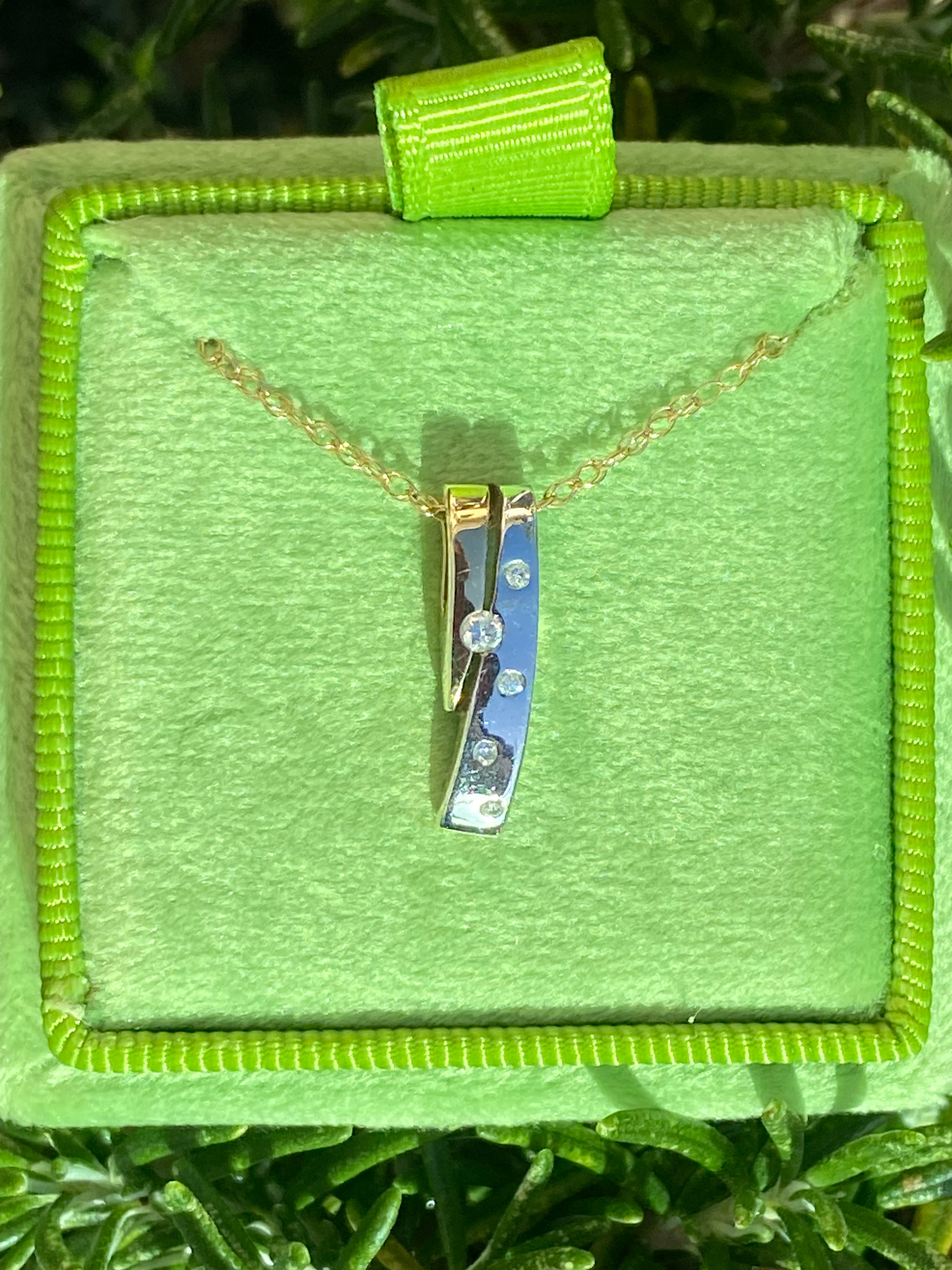 Vintage Diamond Pendant Necklace in 9ct Yellow and White  Gold