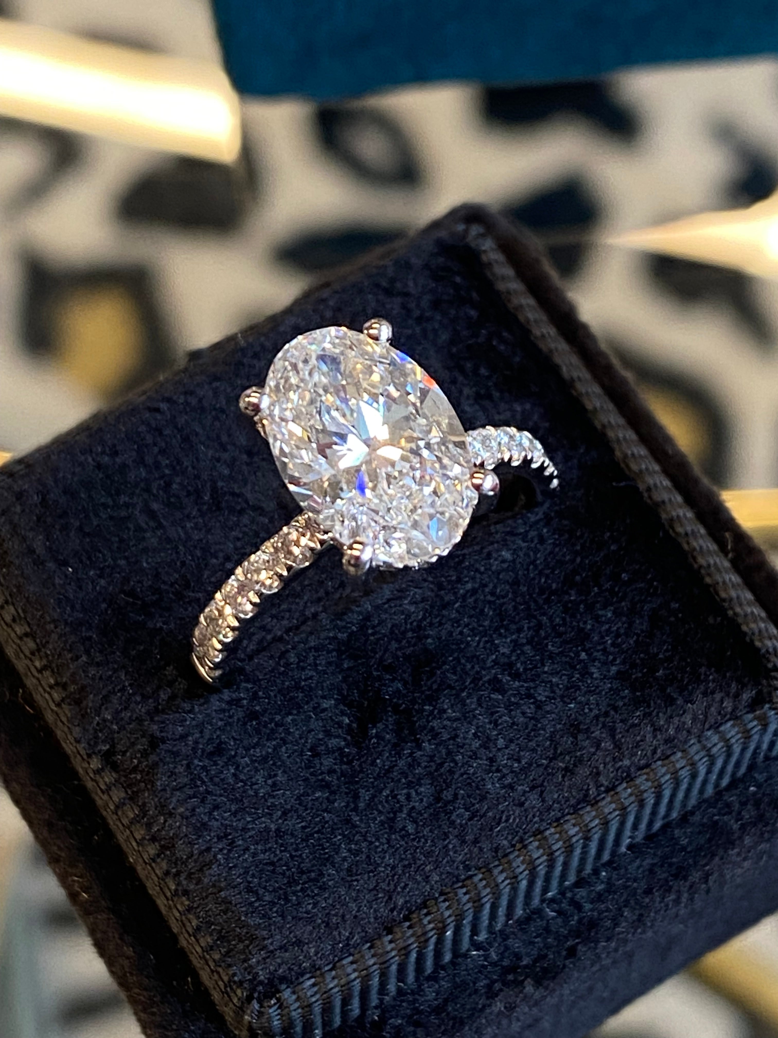 3.87 CTW Oval Cut D Colour VS2 Lab Diamond Solitaire Ring in Platinum