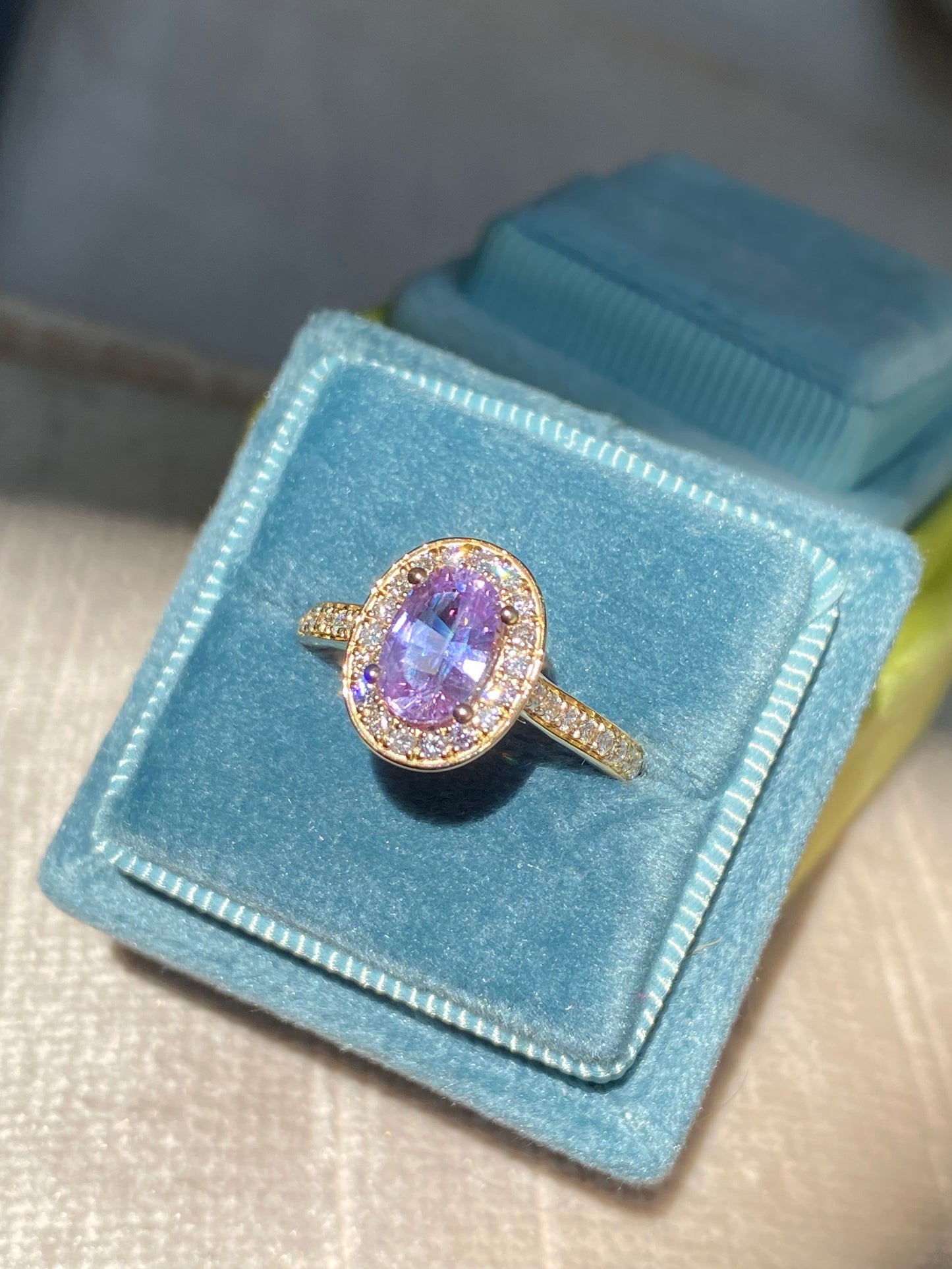 1.37 Carat Lilac Sapphire and Natural Diamond Engagement Ring in 18ct Yellow Gold
