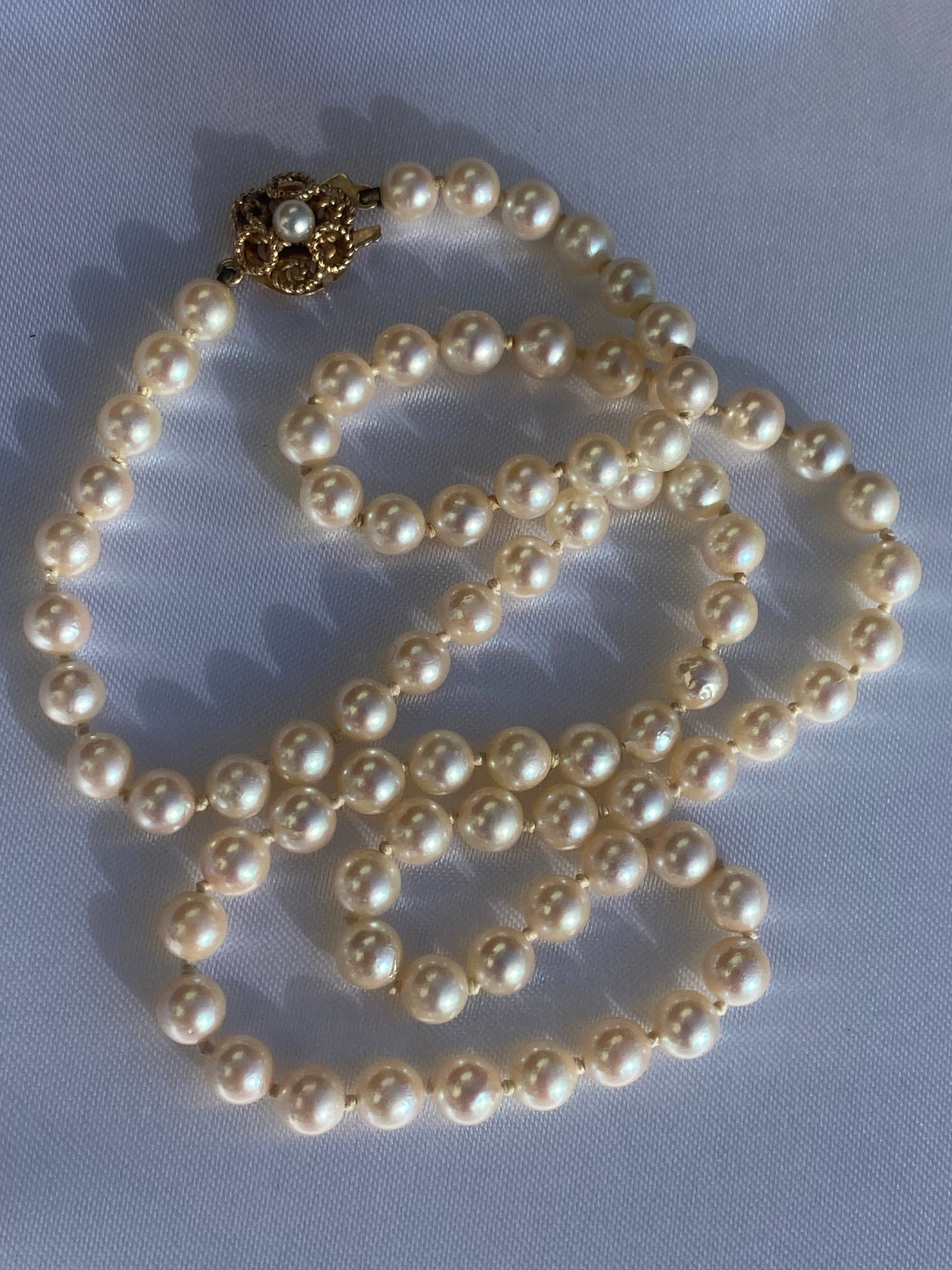 Vintage Cultured Akoya Pearl Necklace with 9ct Gold Clasp