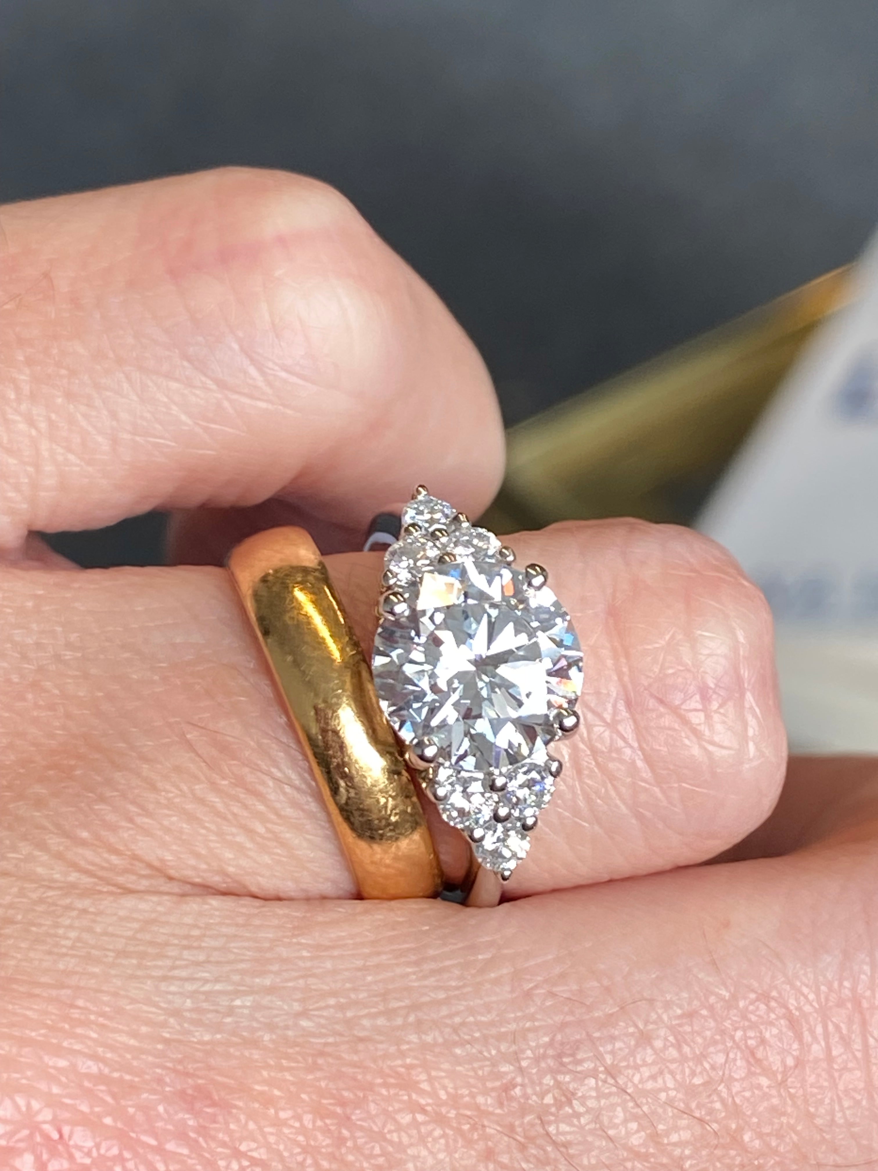 3.39 Carat Round Brilliant Cut D Colour VS1 Lab Diamond Trefoil Three Stone Ring in Platinum