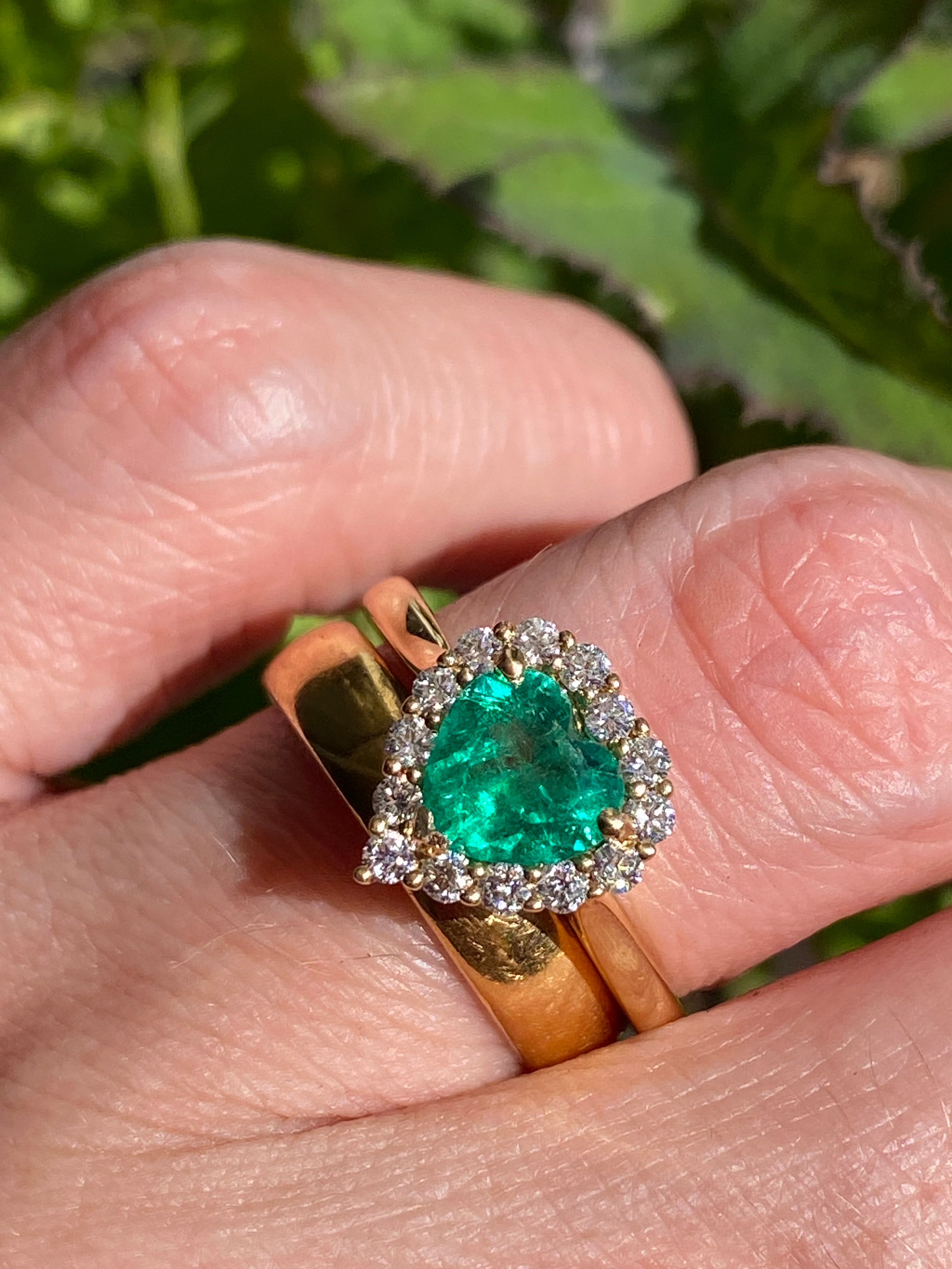 1.16 CTW Heart Shape Emerald and Natural Diamond Halo Ring in 18ct Yellow Gold