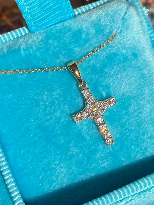 0.26 CTW Natural Diamond Cross in 18ct Yellow Gold