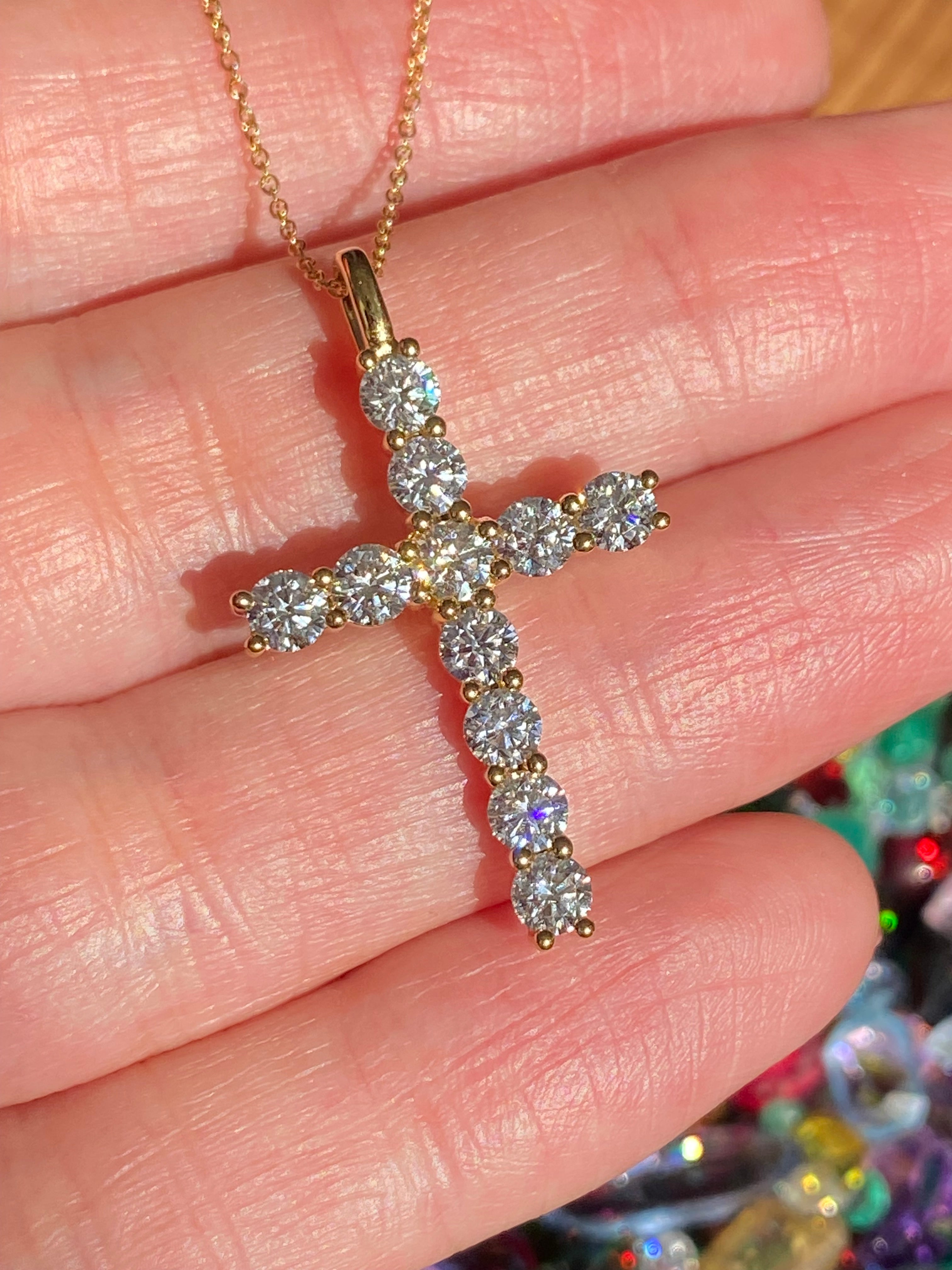 2.00 CTW Natural Diamond Cross in 18ct Yellow Gold
