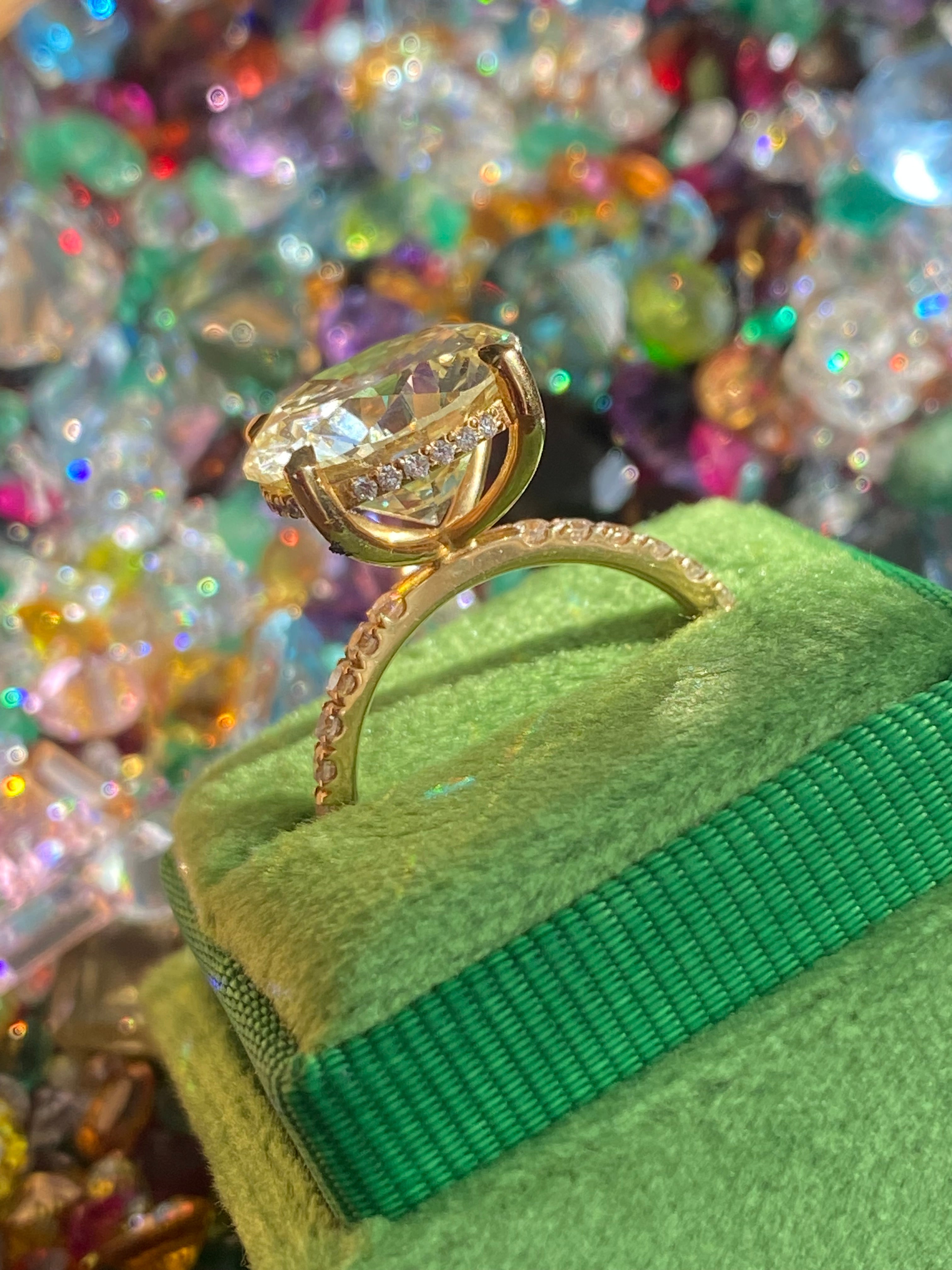 6.05 Carat Natural Fancy Yellow Diamond Solitaire Diamond Engagement Ring in 18ct Yellow Gold