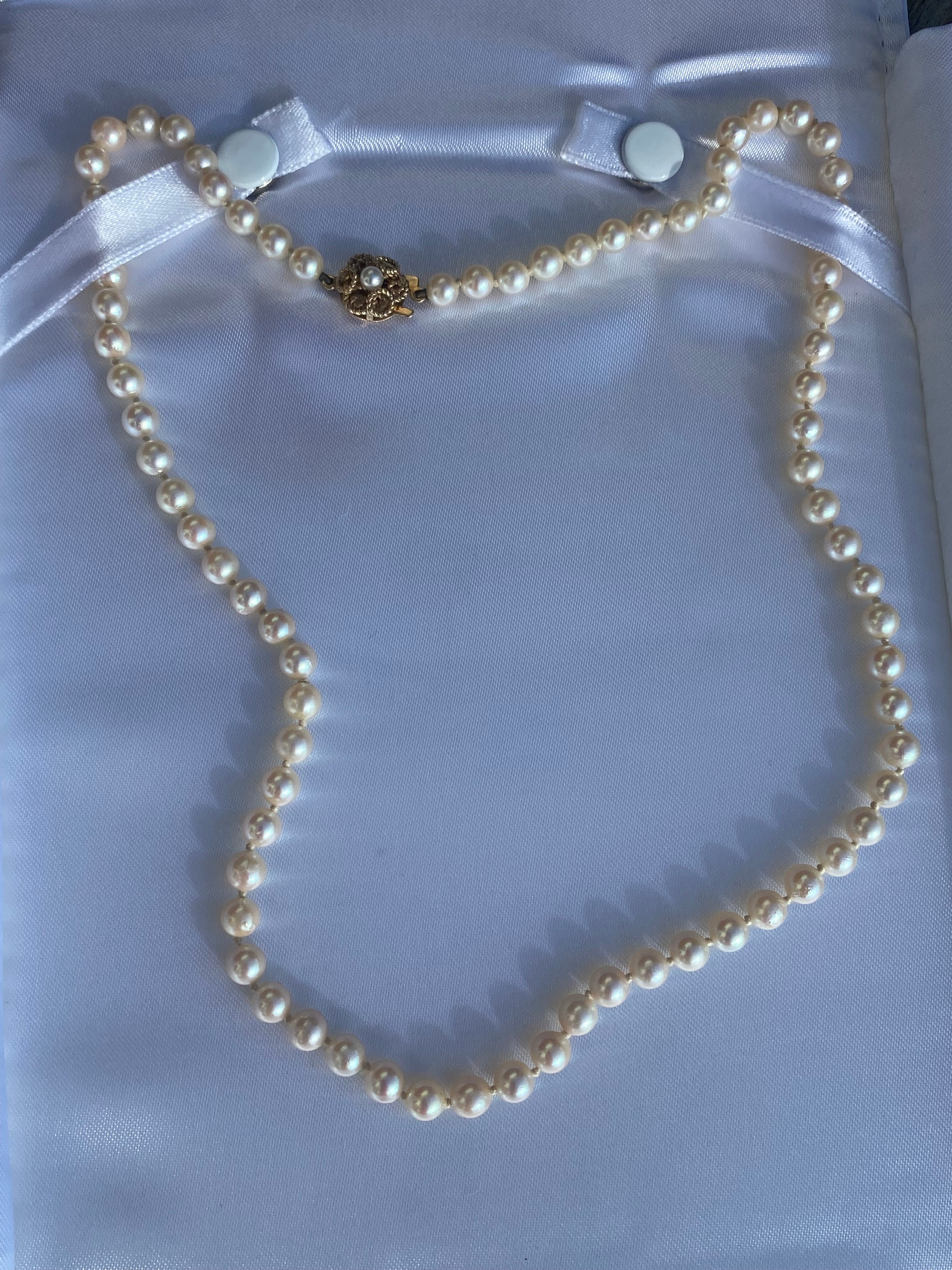 Vintage Cultured Akoya Pearl Necklace with 9ct Gold Clasp