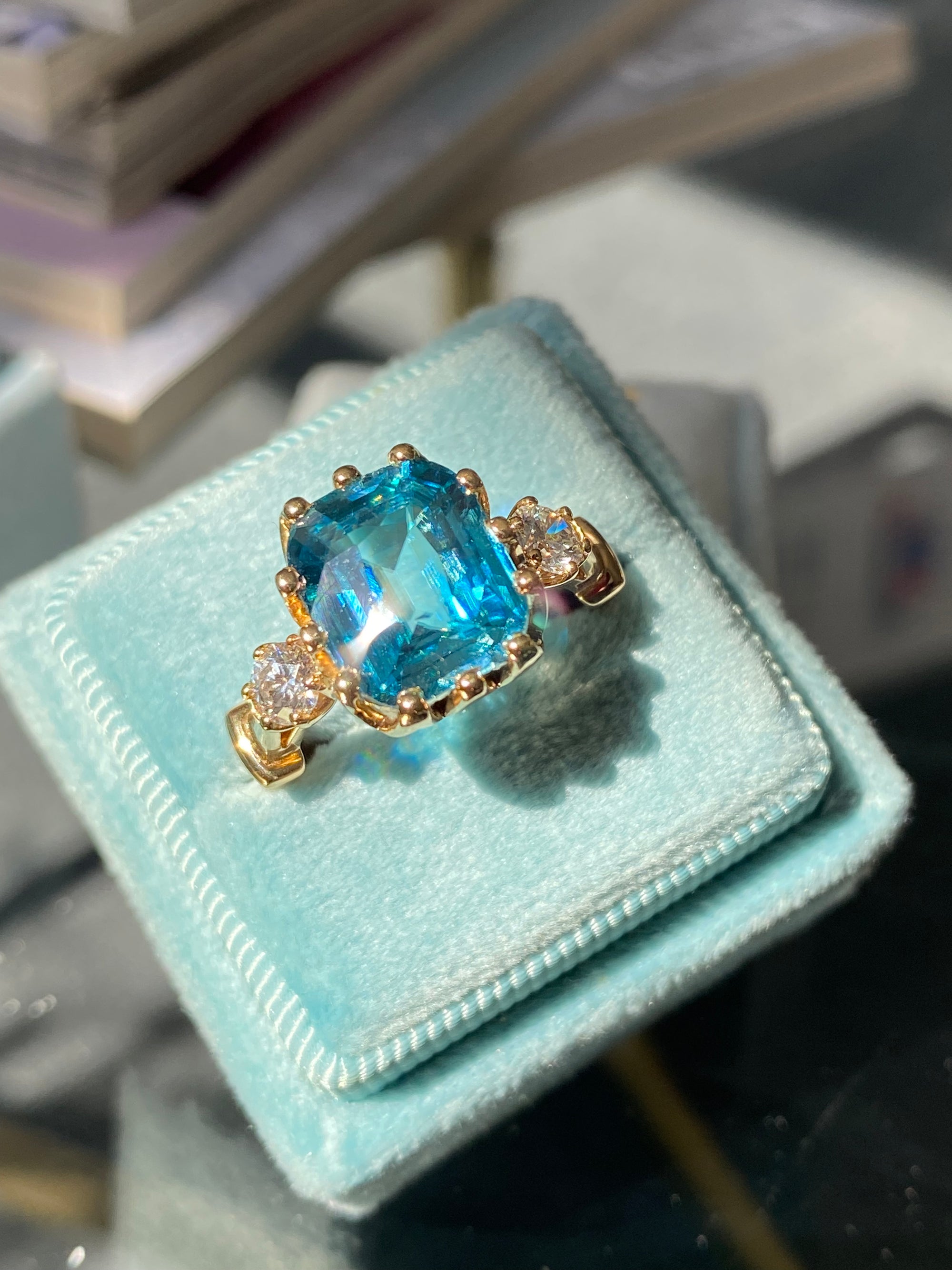 6.75 Carat Blue Zircon and Diamond Three Stone Ring in 18ct Yellow Gold
