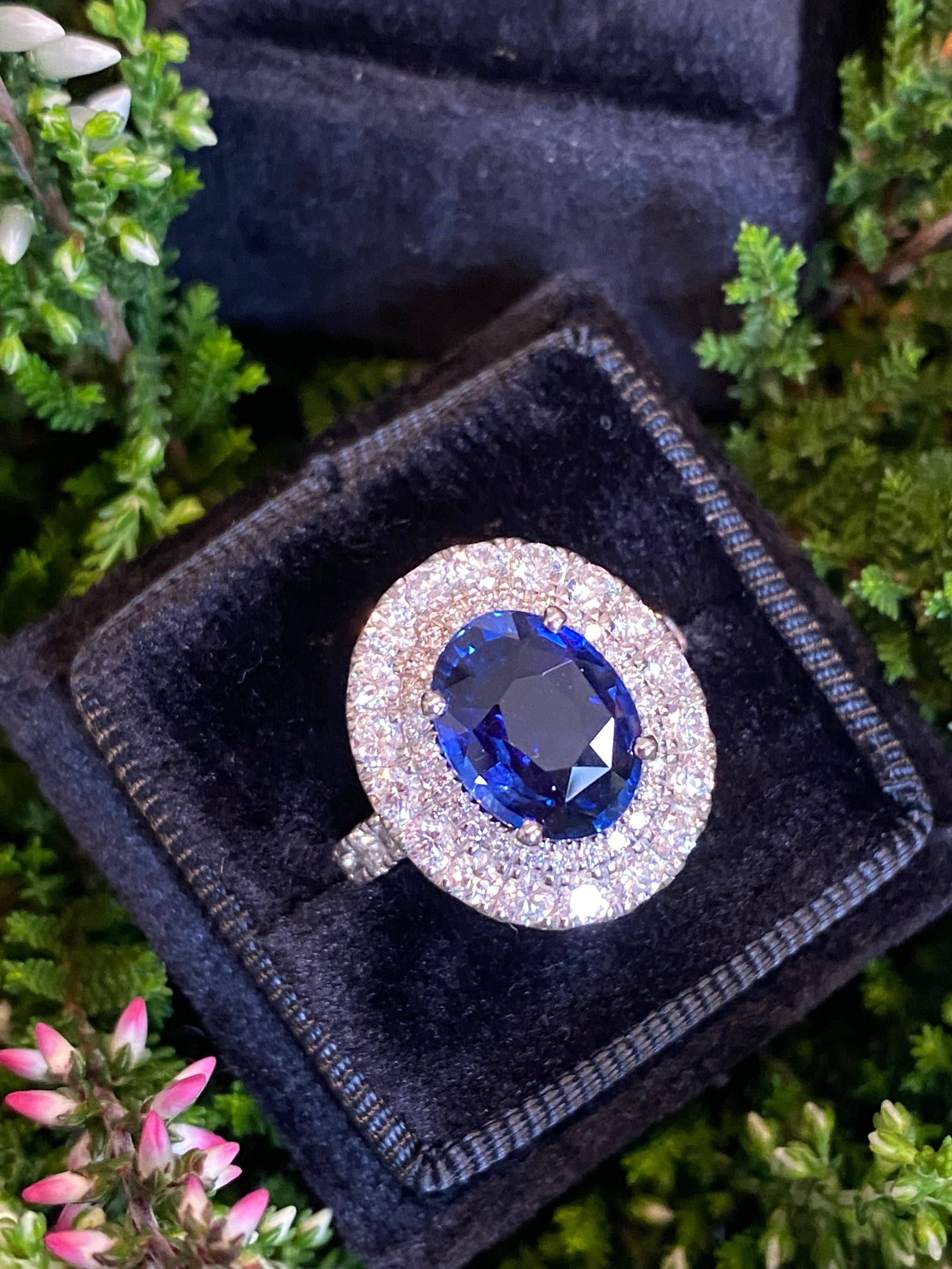 4.29 Carat Blue Ceylon Sapphire and 1.67 CTW Natural Diamond Halo Ring in Platinum