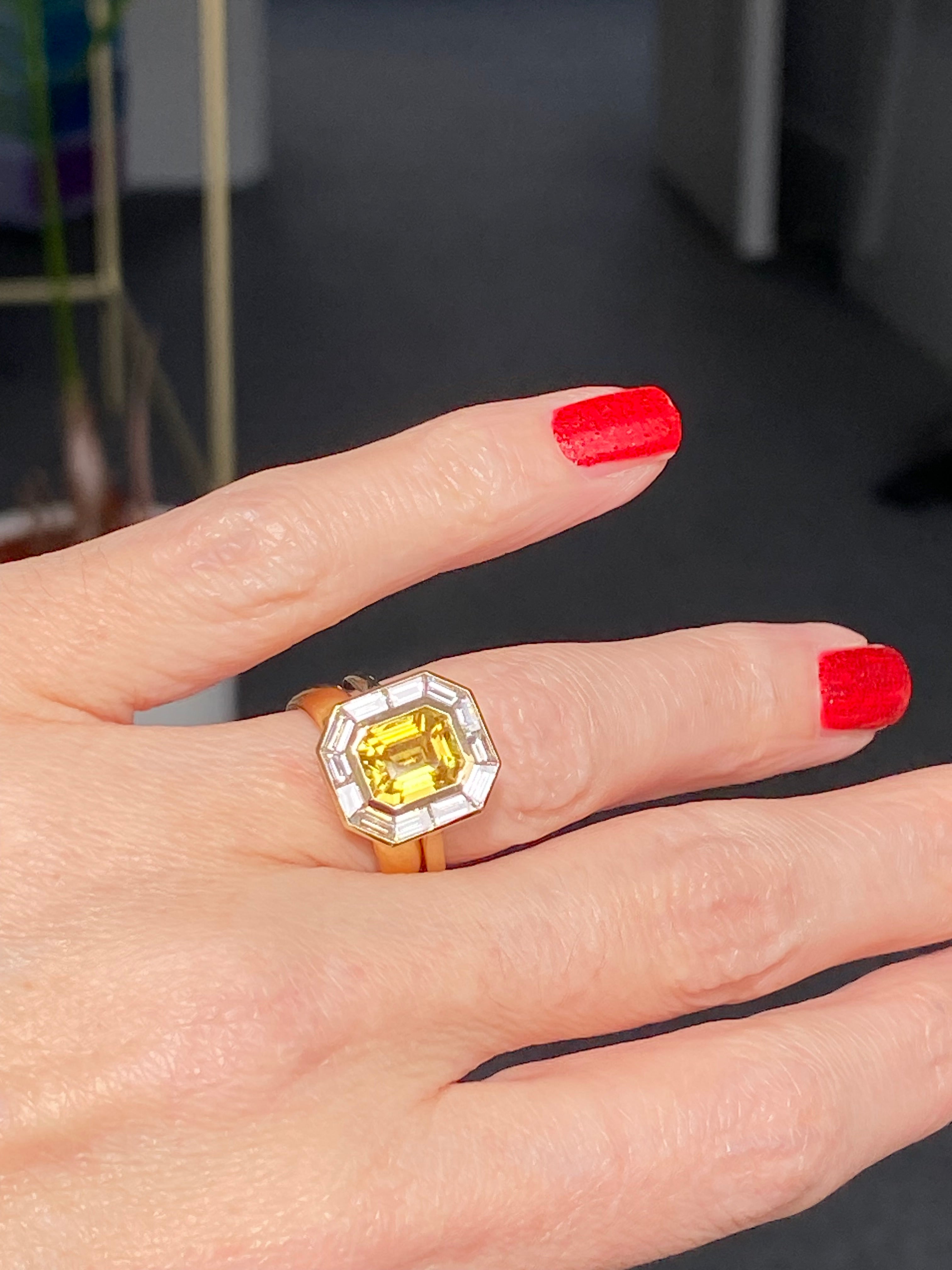 3.21 Carat Yellow Sapphire and 1.10 ctw Natural Diamond Ring in 18ct Yellow Gold
