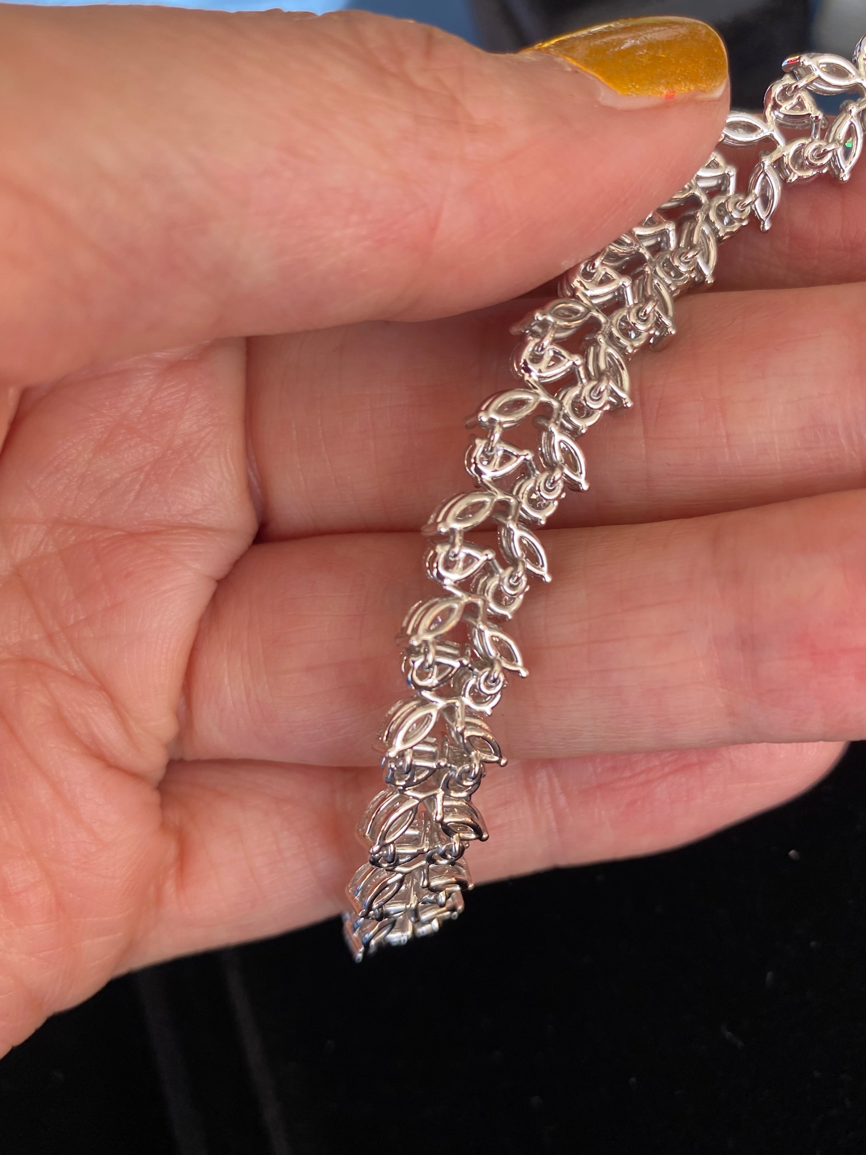 32.17 CTW Natural Diamond Necklace in 18ct White Gold
