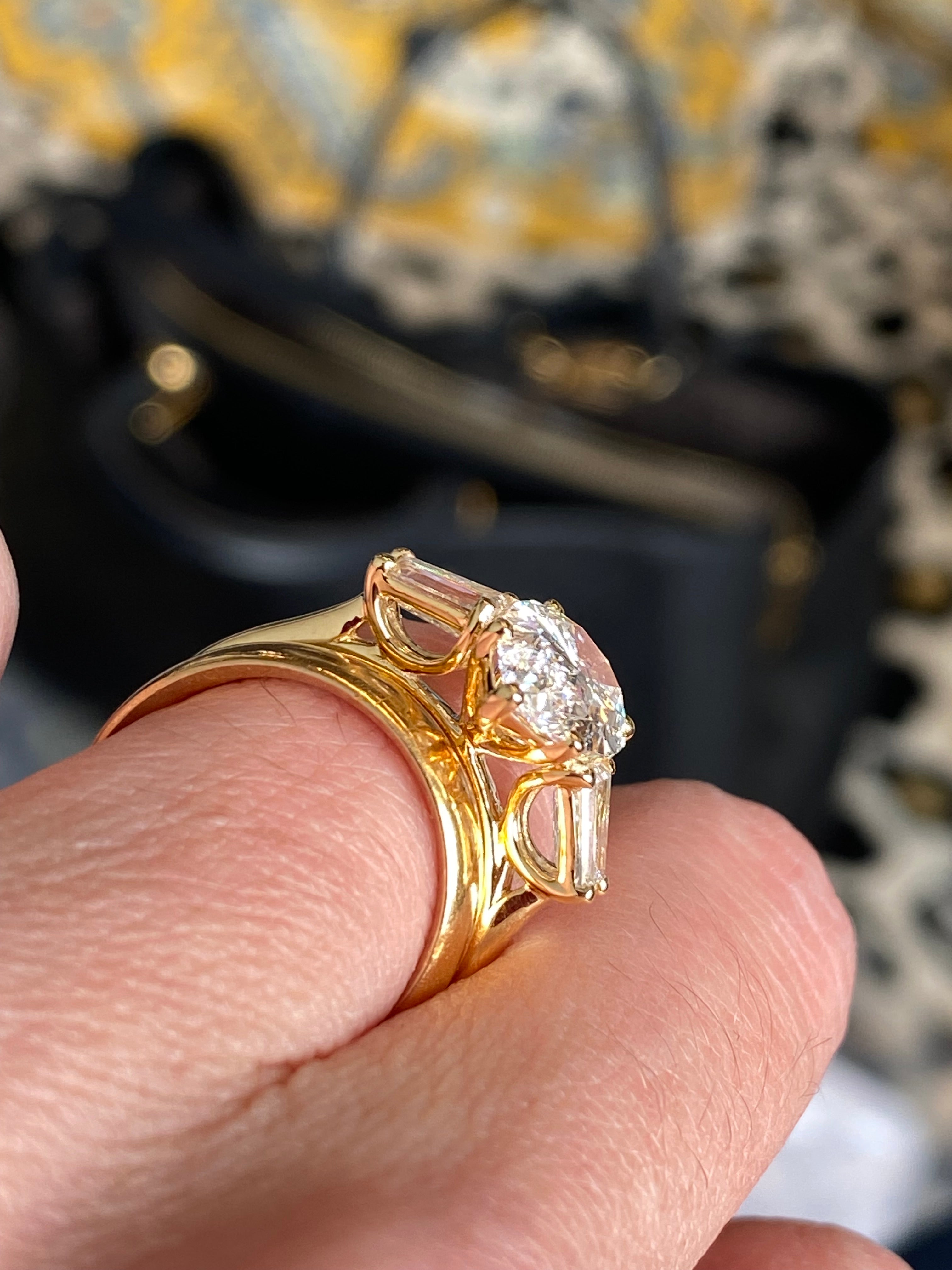 3.95 CTW Pear Cut D Colour VS1 Lab Diamond Engagement Ring in 18ct Yellow Gold