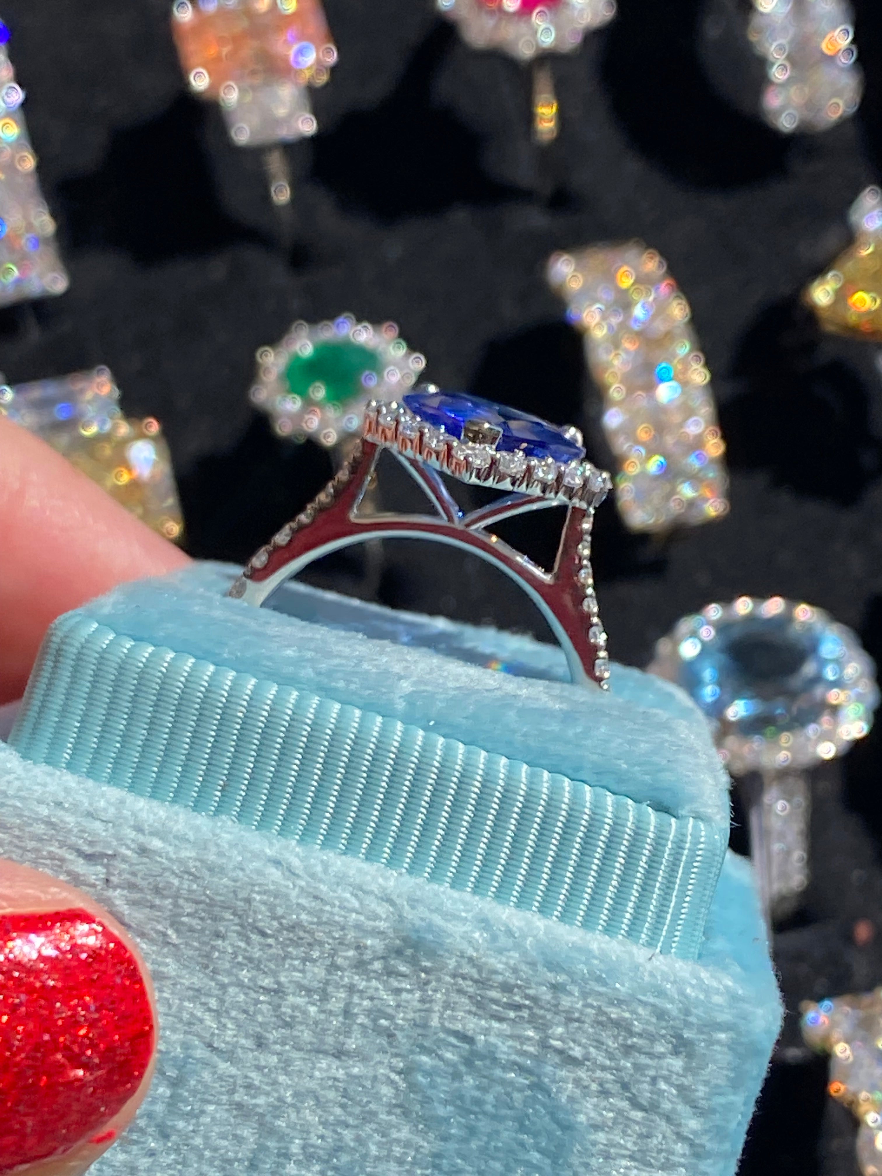 2.56 Carat Heart Shape Ceylon Sapphire and Natural Diamond Halo Ring in Platinum