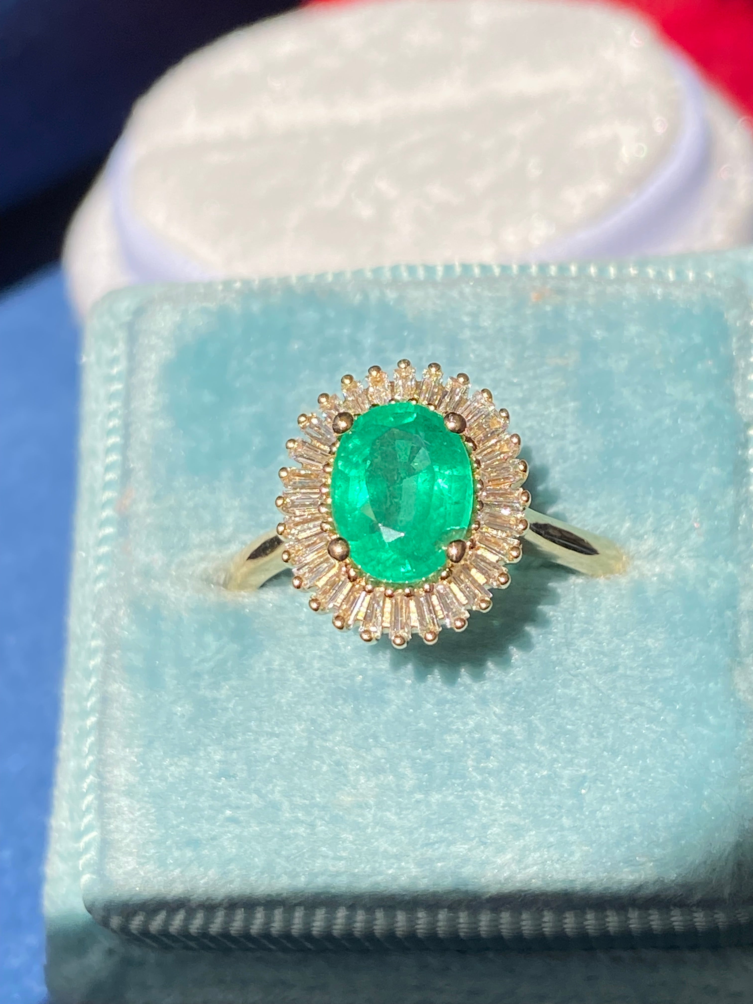 1.62 CTW Oval Cut Emerald and Natural Diamond Ballerina Ring in 18ct Yellow Gold