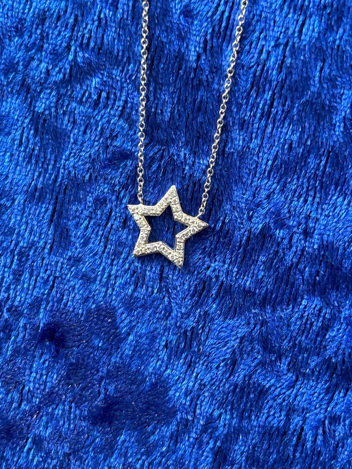 Super Star Natural Diamond Pendant Necklace in 18ct White Gold