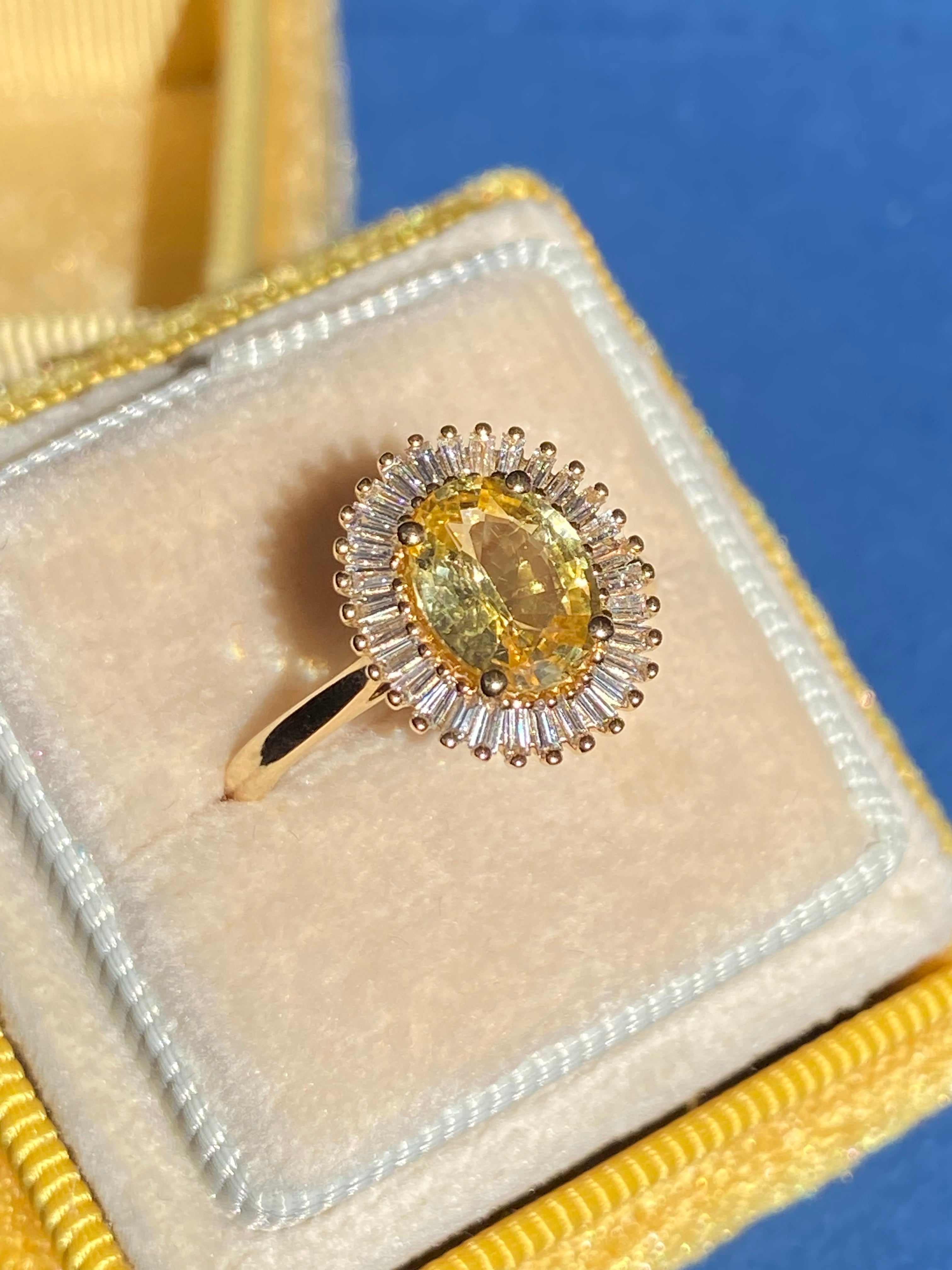 Sunny Starburst Yellow Sapphire in 18ct Yellow Gold Ballerina Halo Ring
