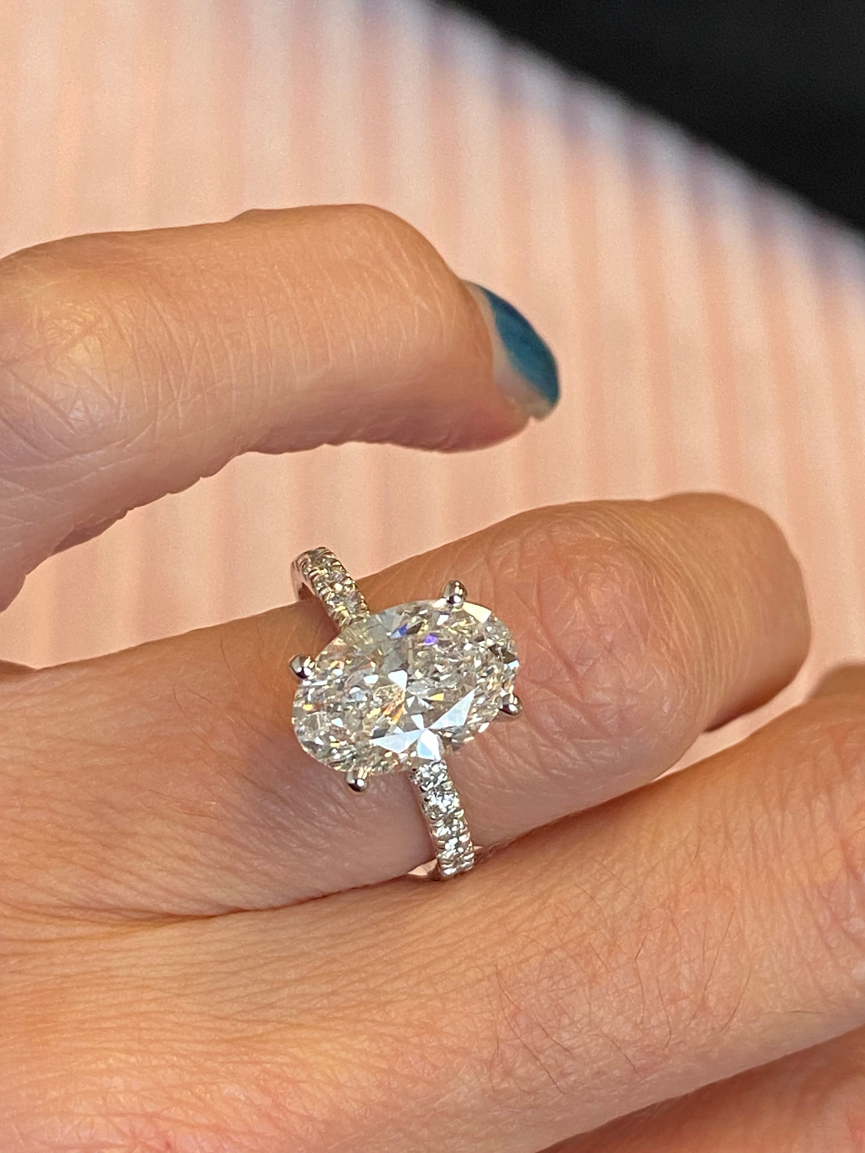 3.87 CTW Oval Cut D Colour VS2 Lab Diamond Solitaire Ring in Platinum