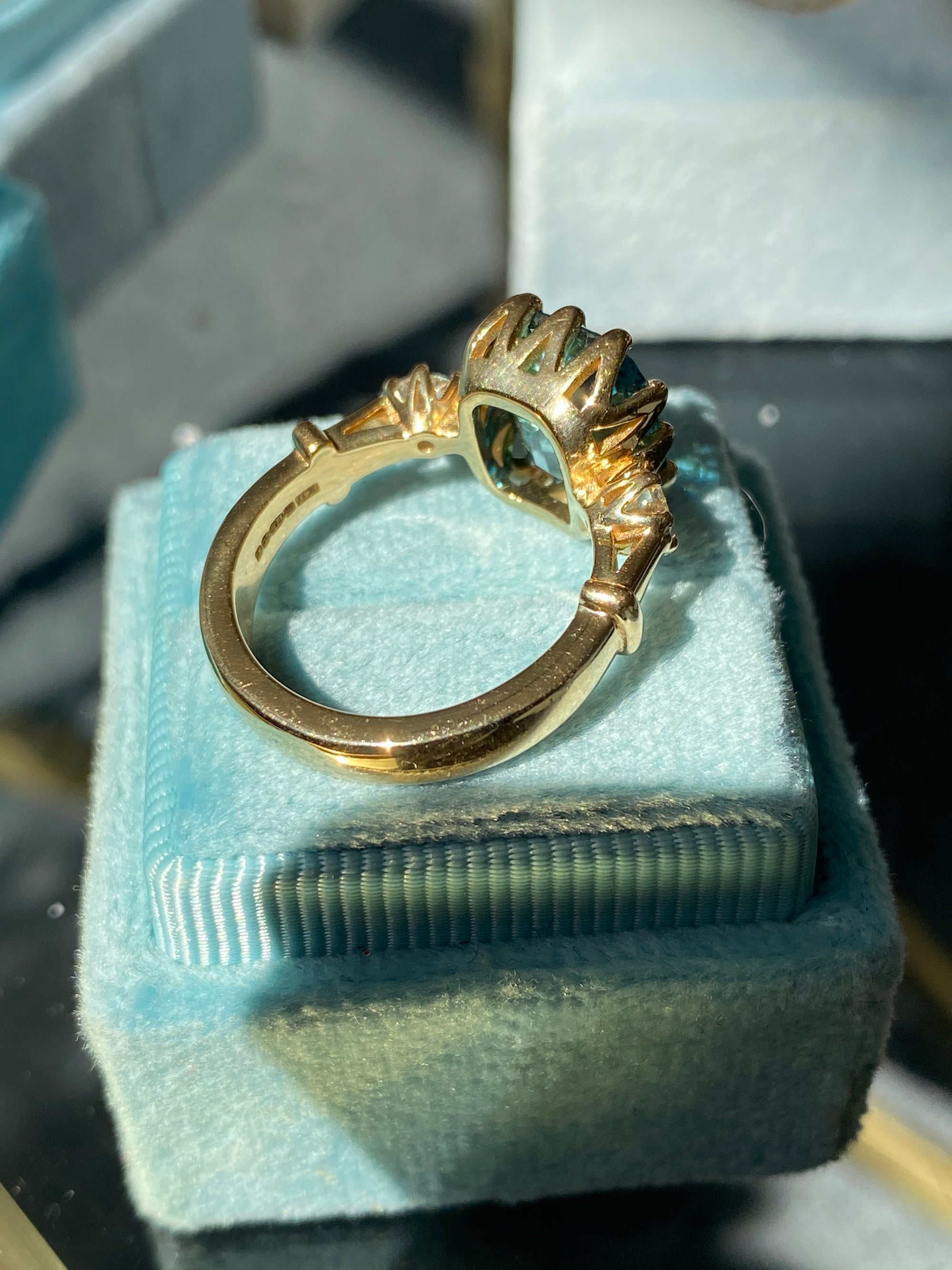 6.75 Carat Blue Zircon and Diamond Three Stone Ring in 18ct Yellow Gold
