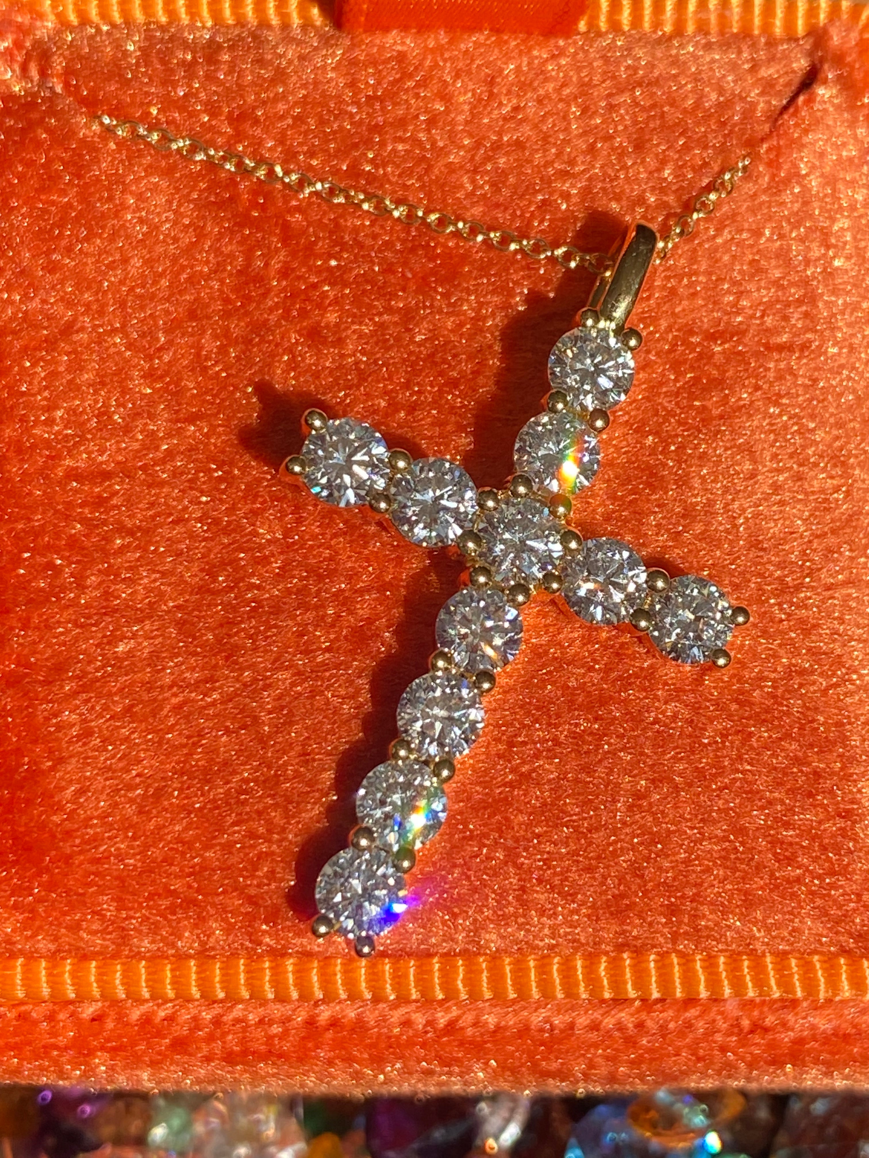 2.00 CTW Natural Diamond Cross in 18ct Yellow Gold