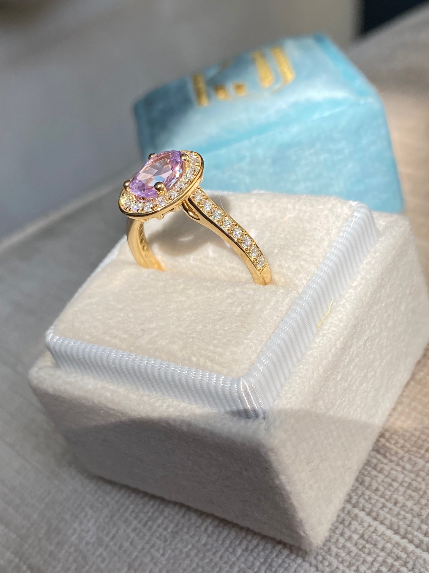 1.37 Carat Lilac Sapphire and Natural Diamond Engagement Ring in 18ct Yellow Gold