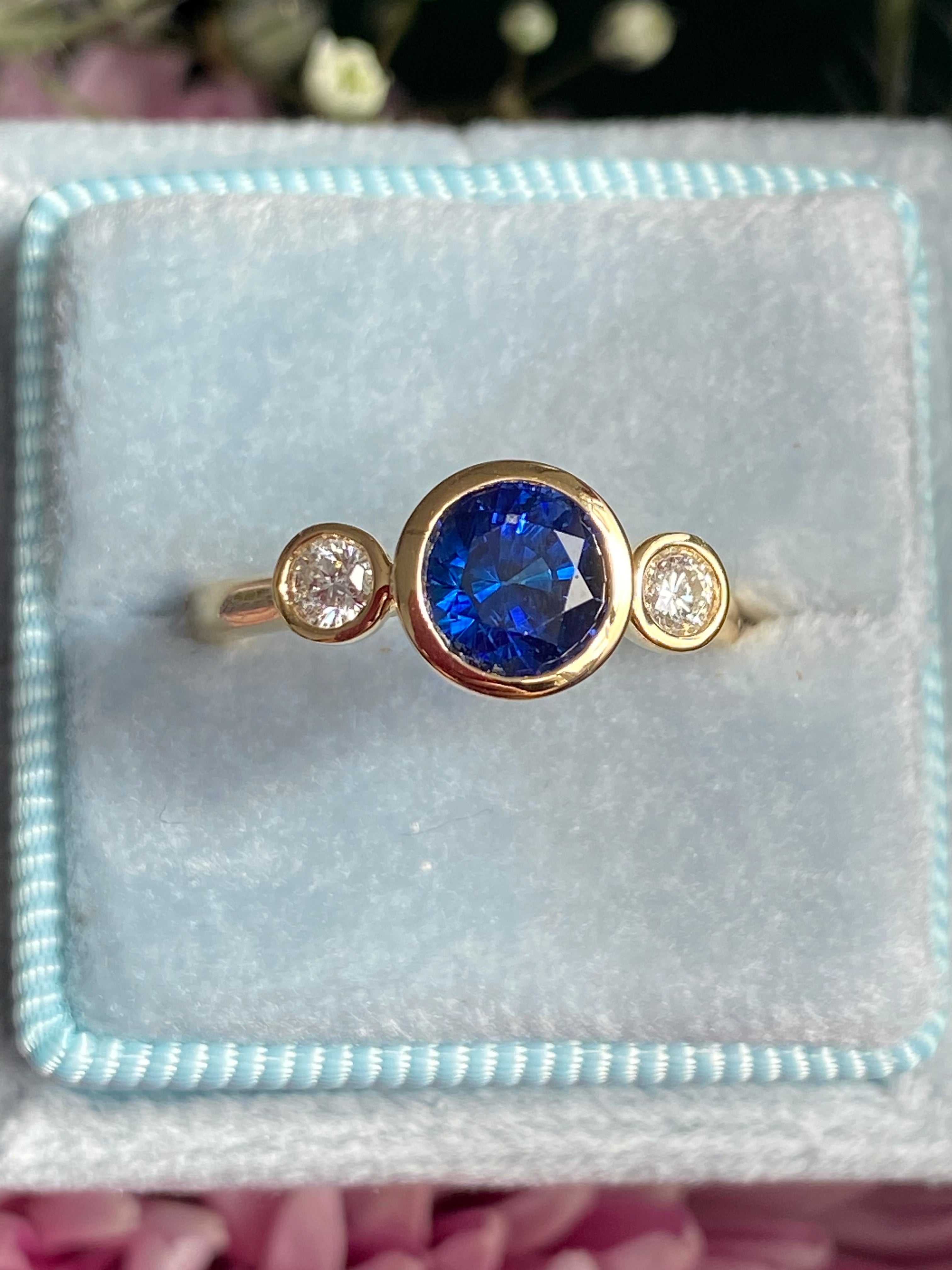 1.41 Carat Blue Ceylon Sapphire and 0.18 CTW Natural Diamond Halo Ring in 18ct Yellow Gold