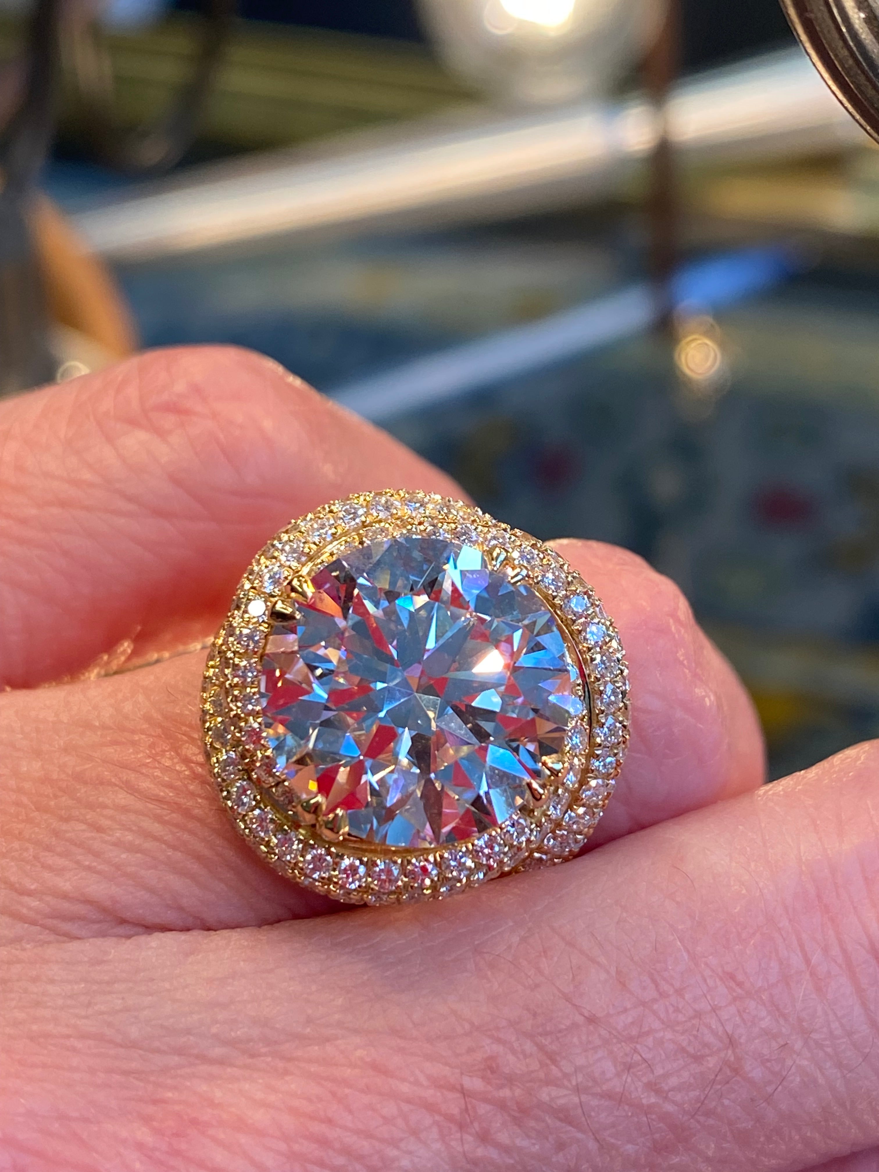 11.45 CTW Round Cut Lab Diamond Solitaire Engagement Ring in 18ct Yellow Gold