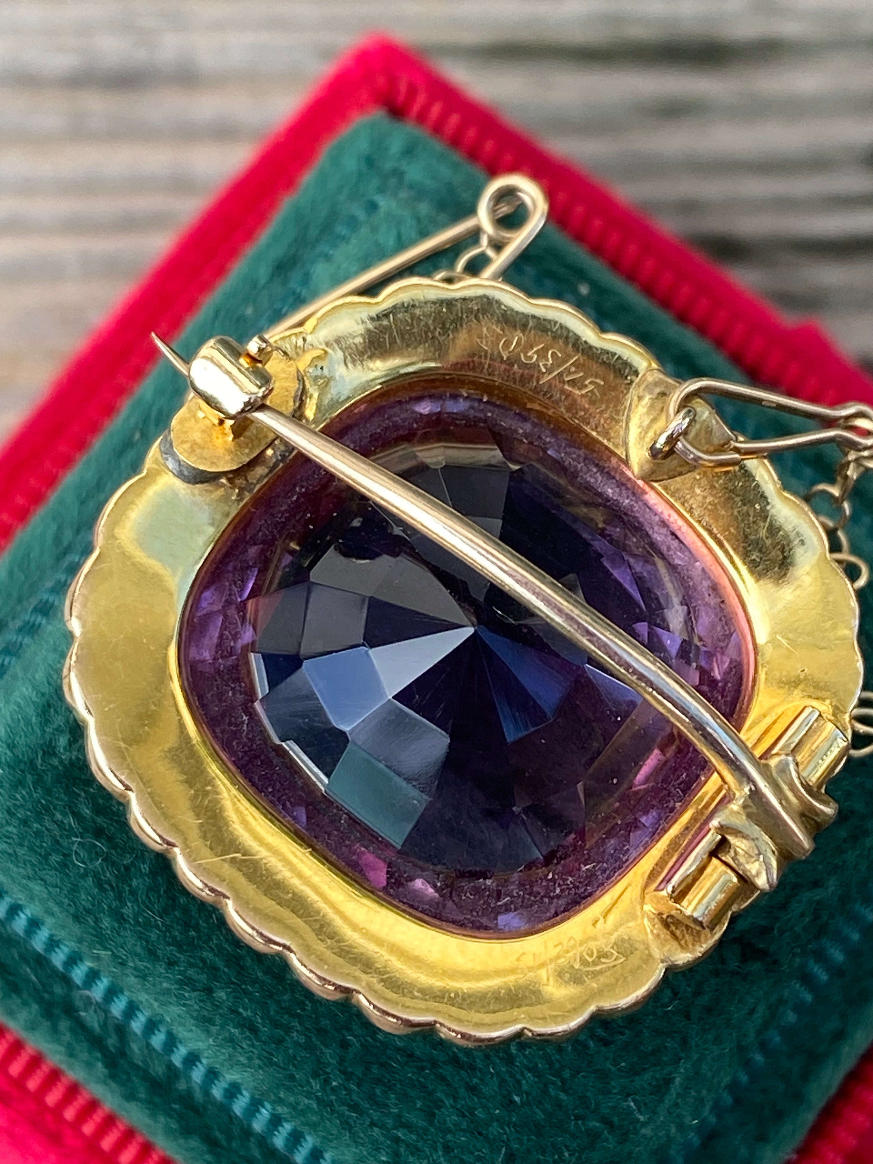 Antique 30.00ct Amethyst and Seed Pearl Brooch in 18ct Yellow Gold
