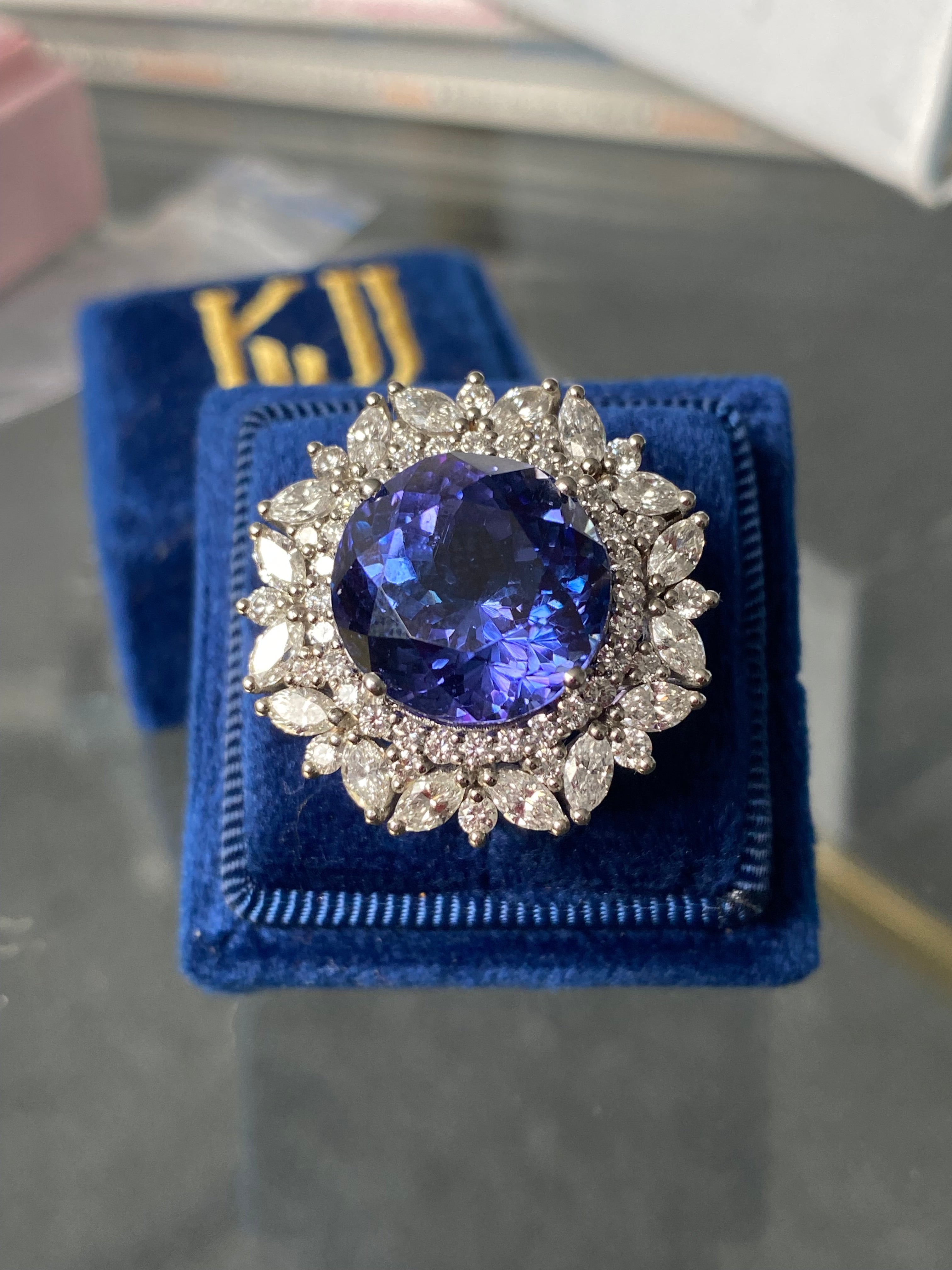 15.96 Carat Round Cut Tanzanite and 2.88ctw Natural Diamond Cocktail Ring in Platinum