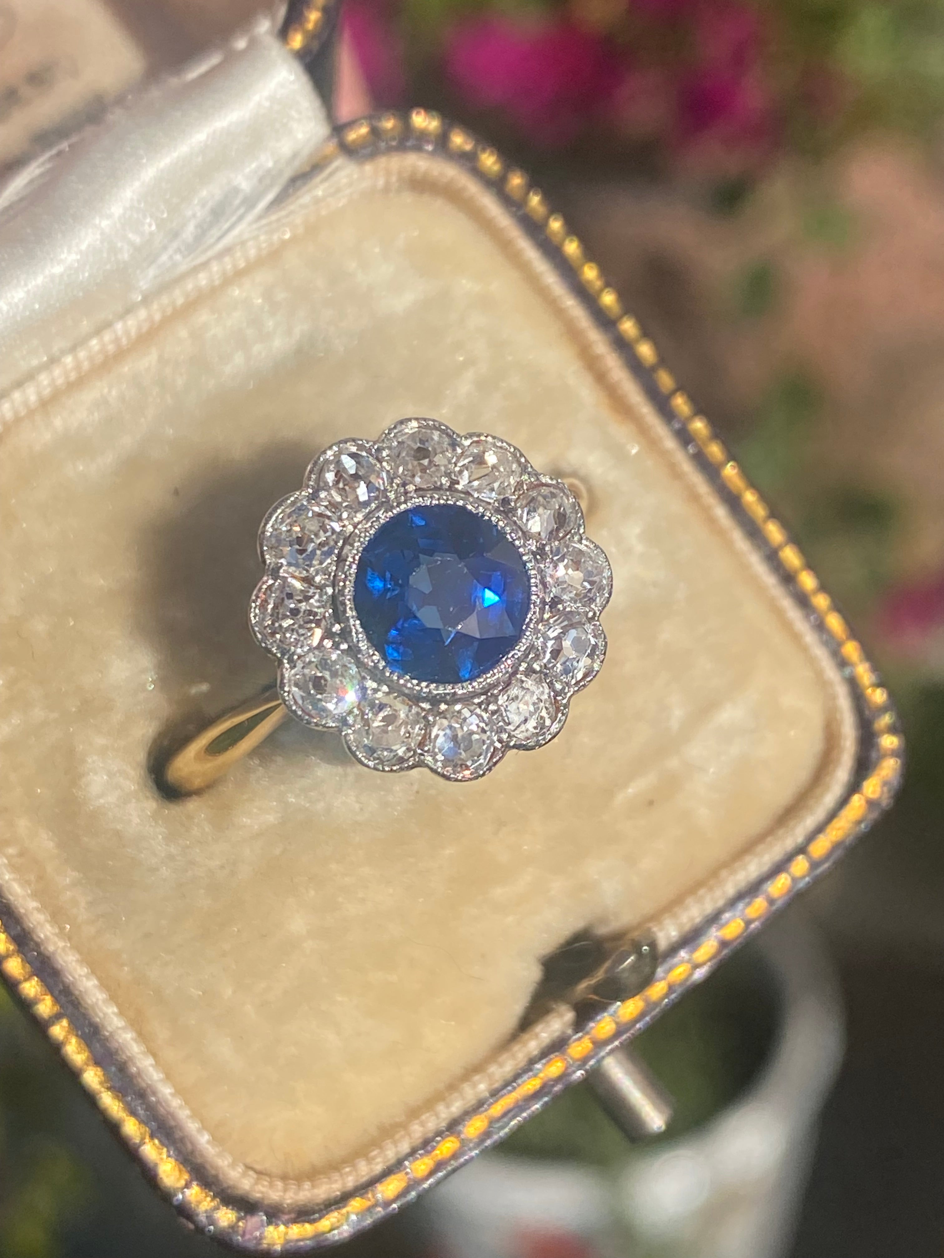 2.25 CTW Antique Edwardian Old Cut Sapphire and Diamond Daisy Ring in 18ct Gold and Platinum