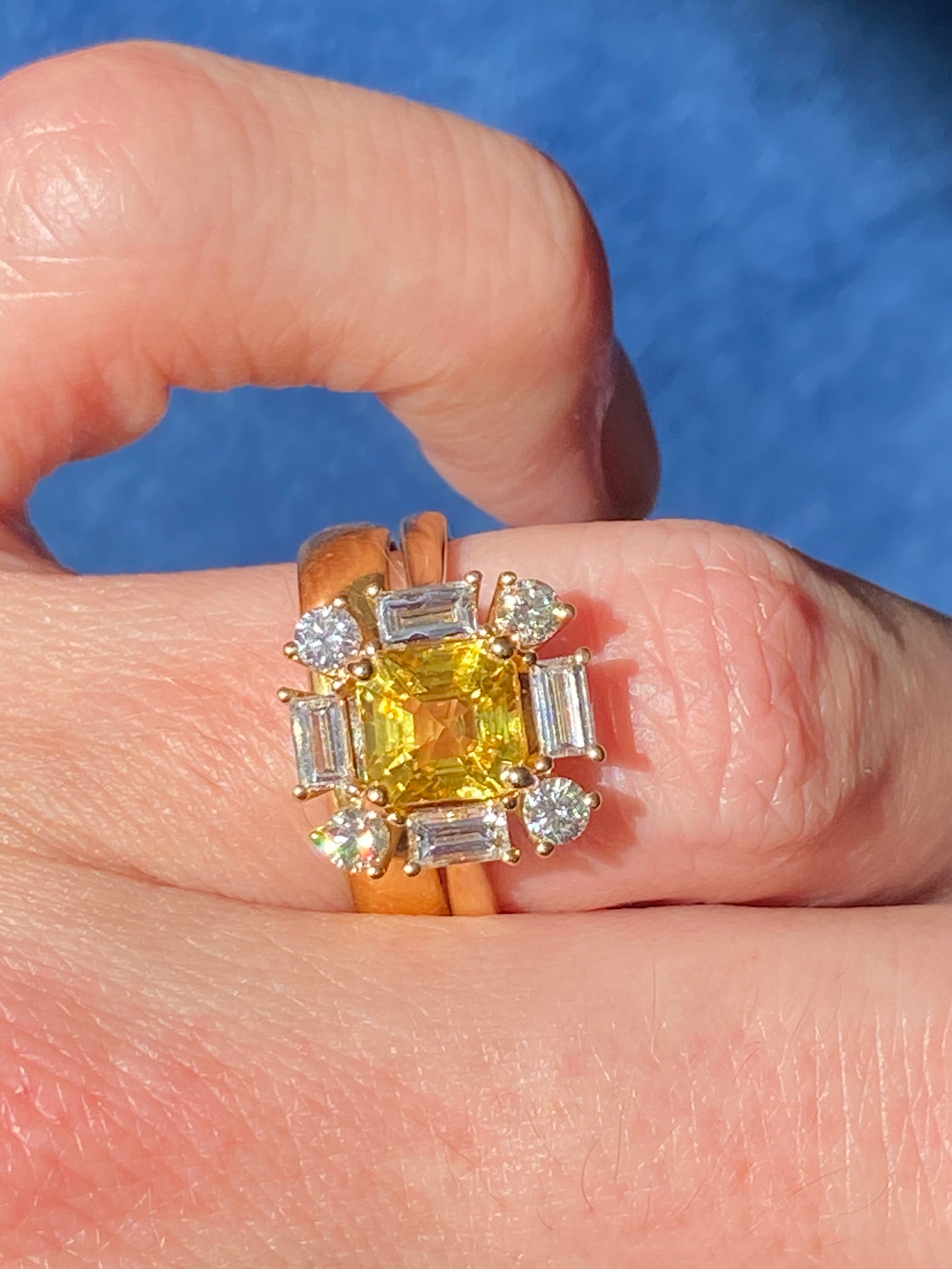 2.26 Carat Yellow Sapphire and 0.92 ctw Natural Diamond Ring in 18ct Yellow Gold