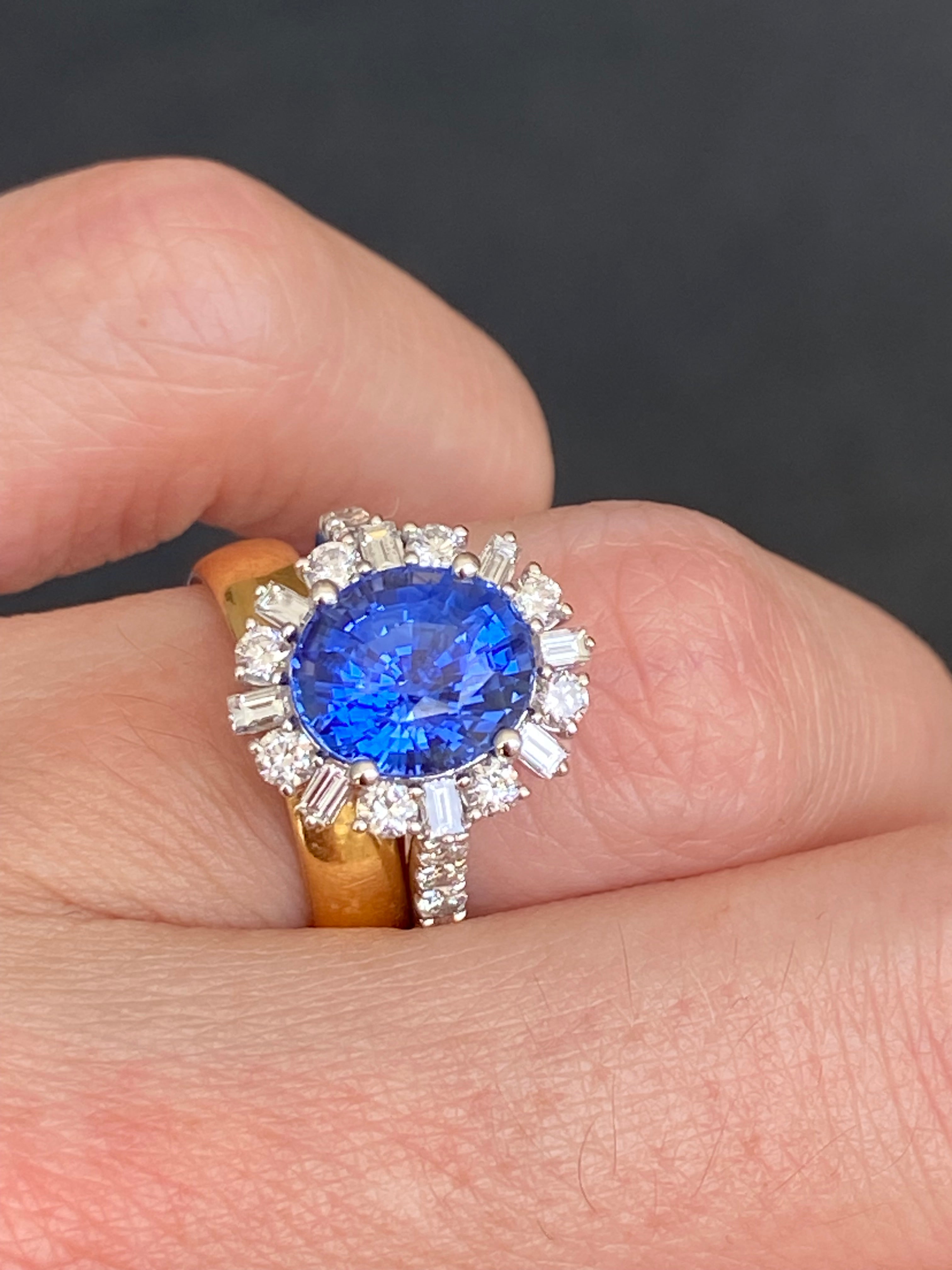 3.72 Carat Blue Ceylon Sapphire and 0.91ctw Natural Diamond Halo Ring in Platinum