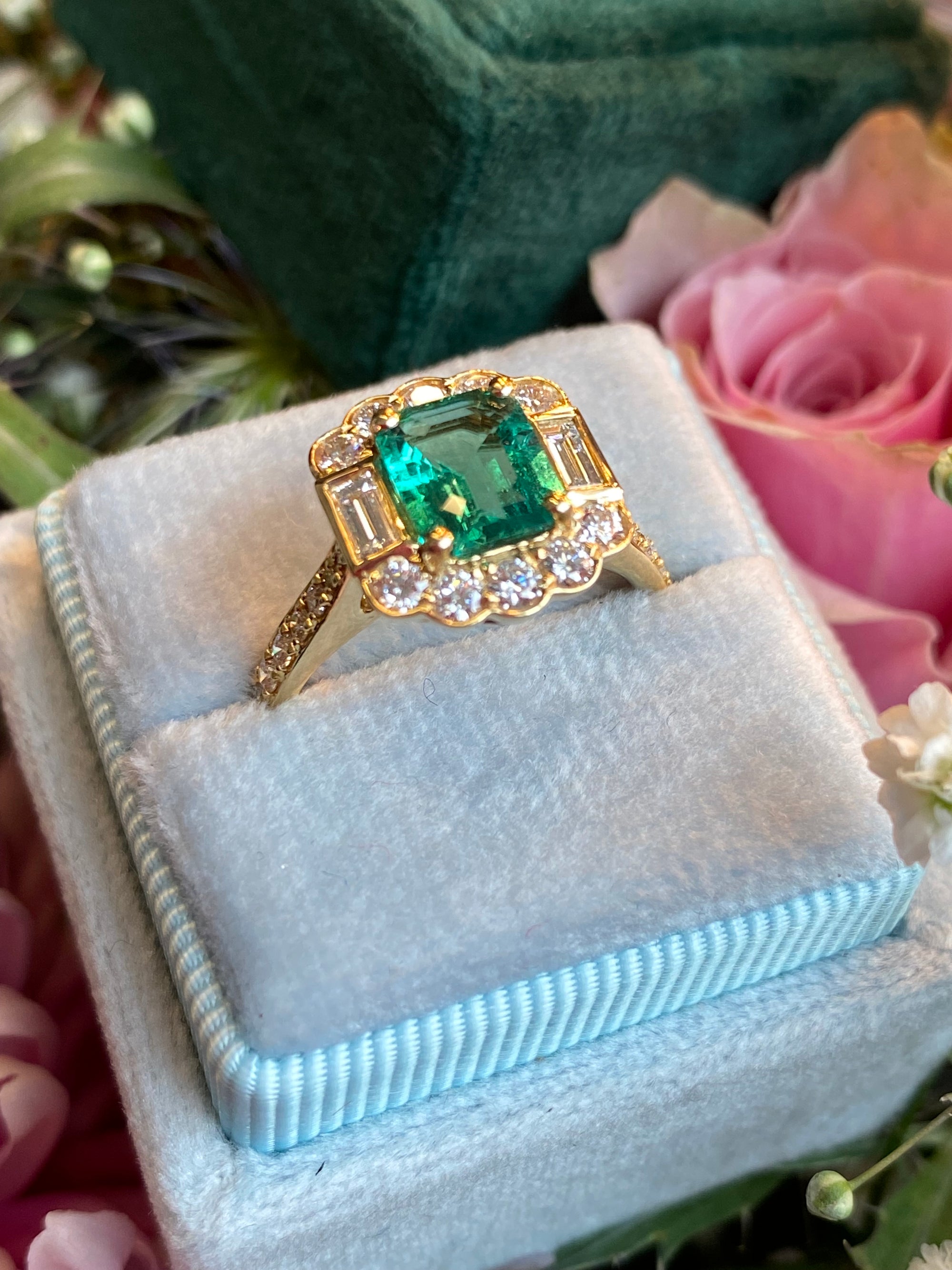 1.17 Carat GIA Colombian Emerald and 0.75ctw Natural Diamond Ring in 18ct Yellow Gold