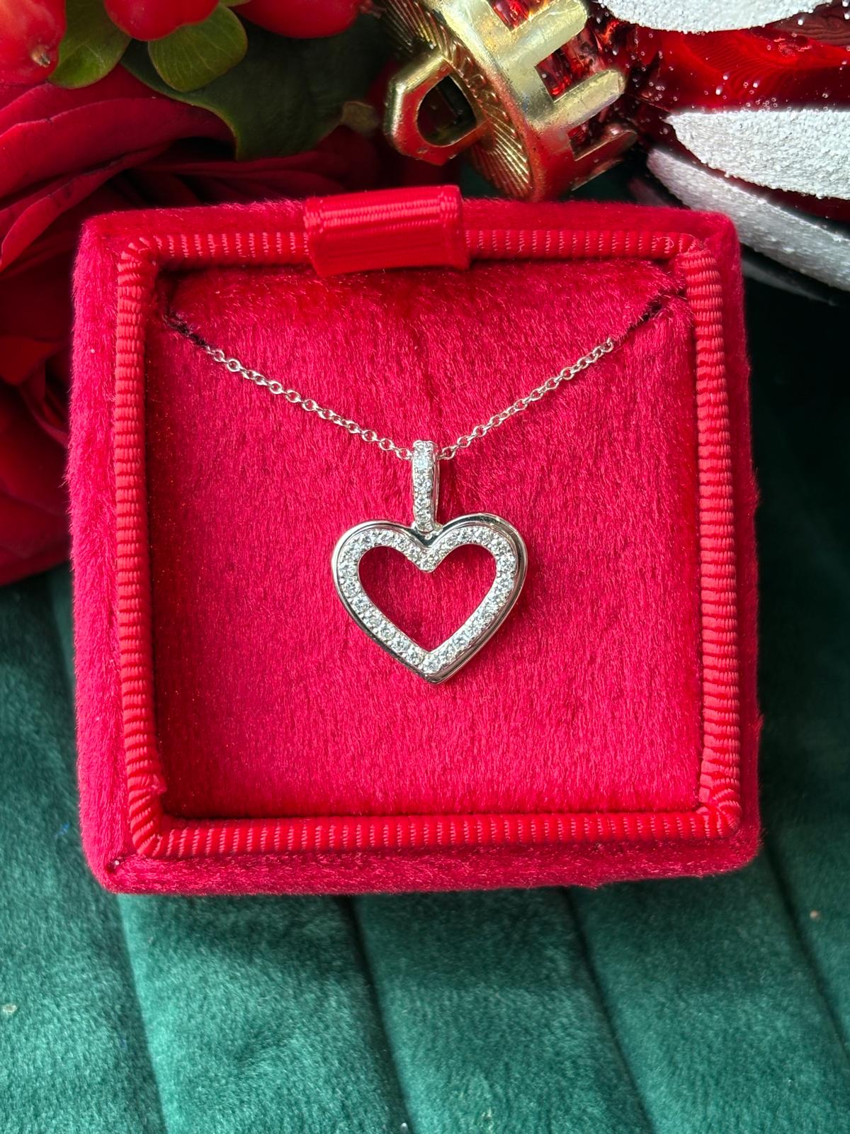 Beautiful Natural Diamond Pendant Double Heart Necklace in 18ct White Gold