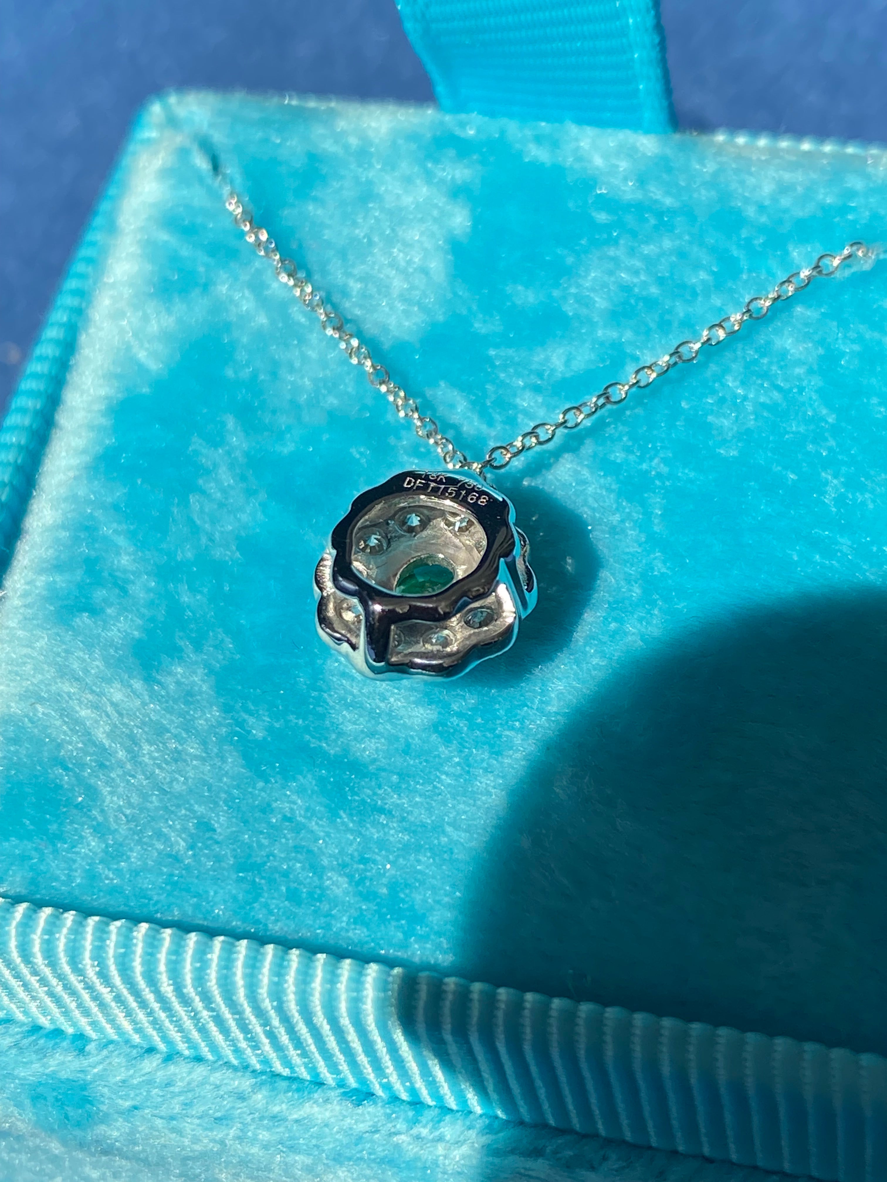 Beautiful Emerald and Natural Diamond Pendant in 18ct White Gold