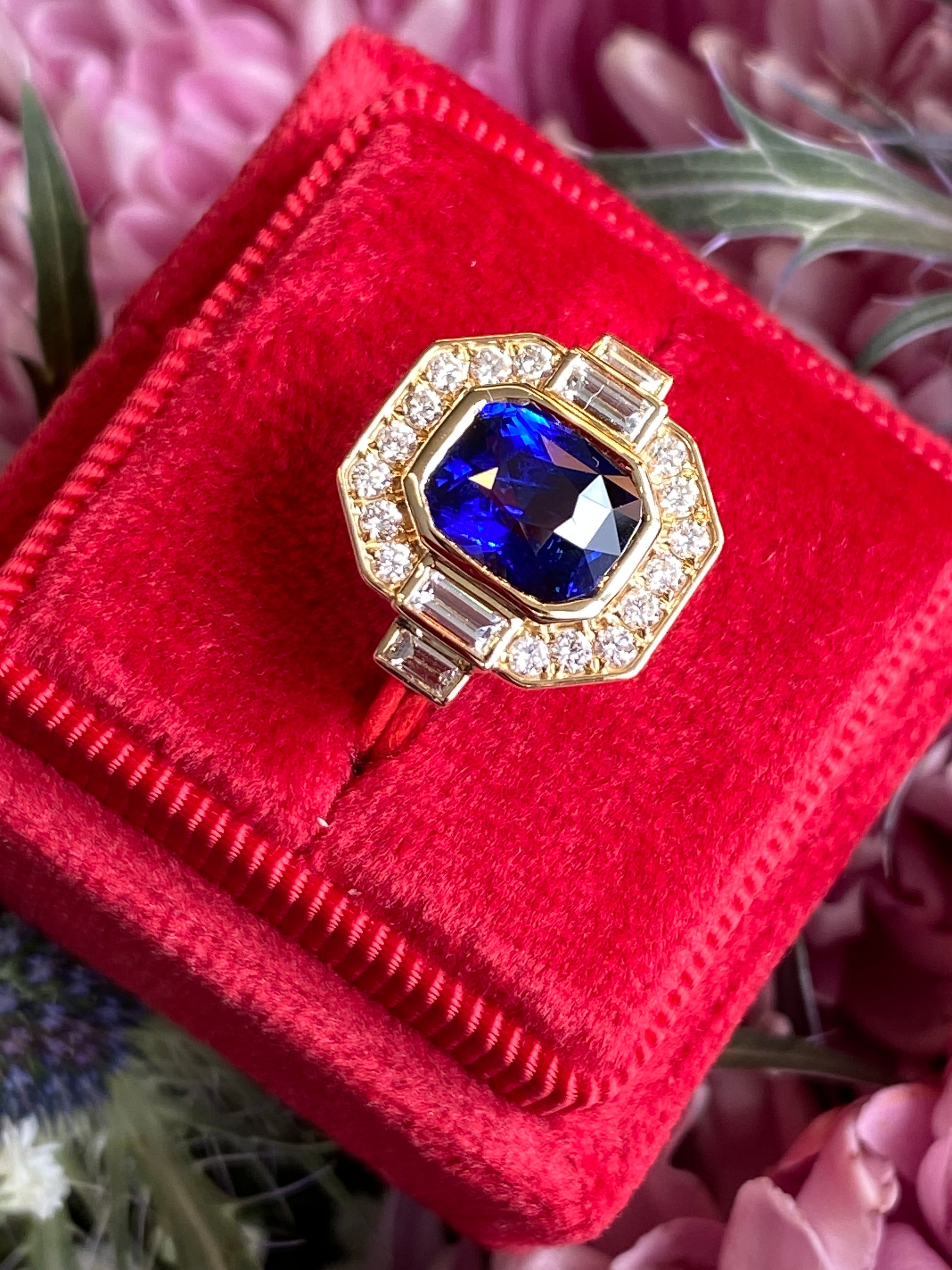 2.28 Carat Cushion Cut Ceylon Sapphire and Natural Diamond Ring in 18ct Yellow Gold