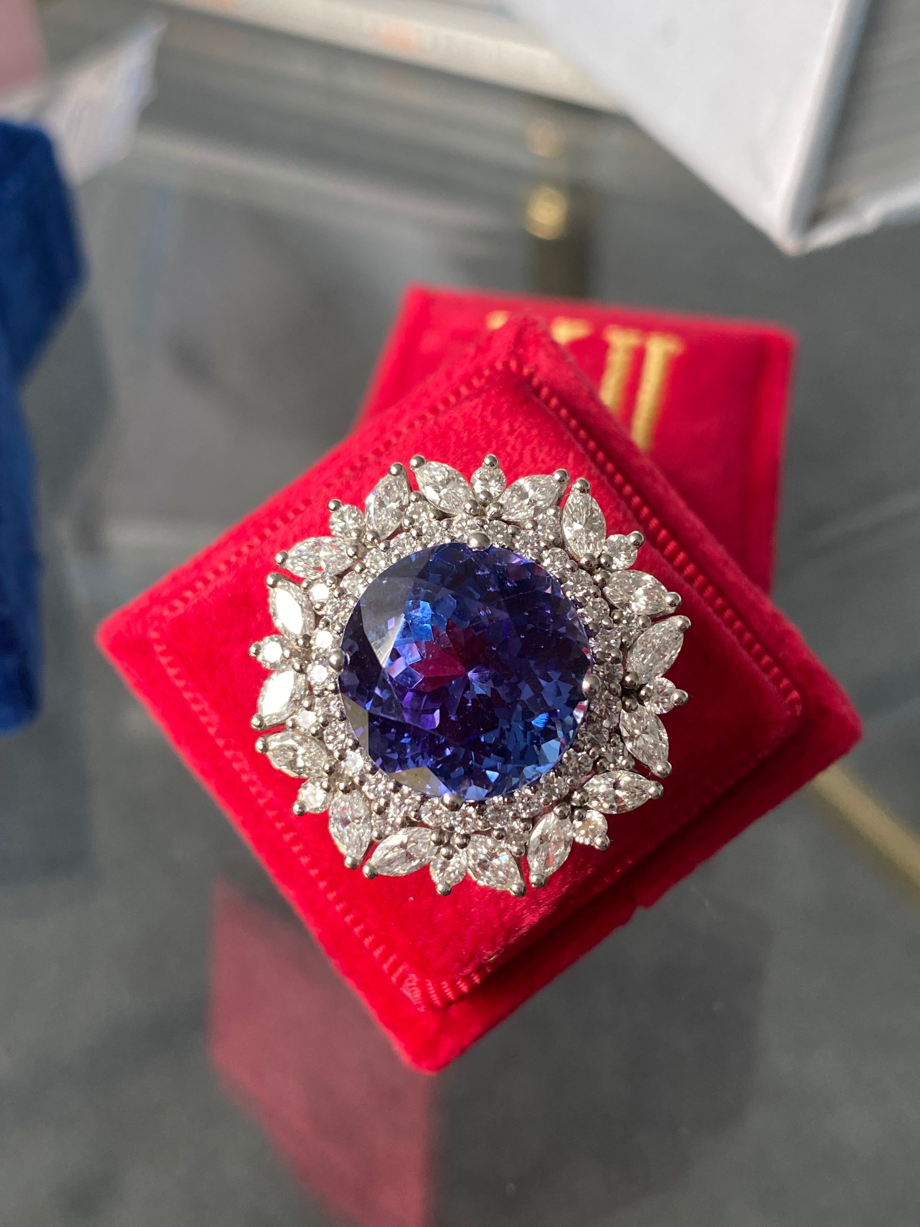 15.96 Carat Round Cut Tanzanite and 2.88ctw Natural Diamond Cocktail Ring in Platinum