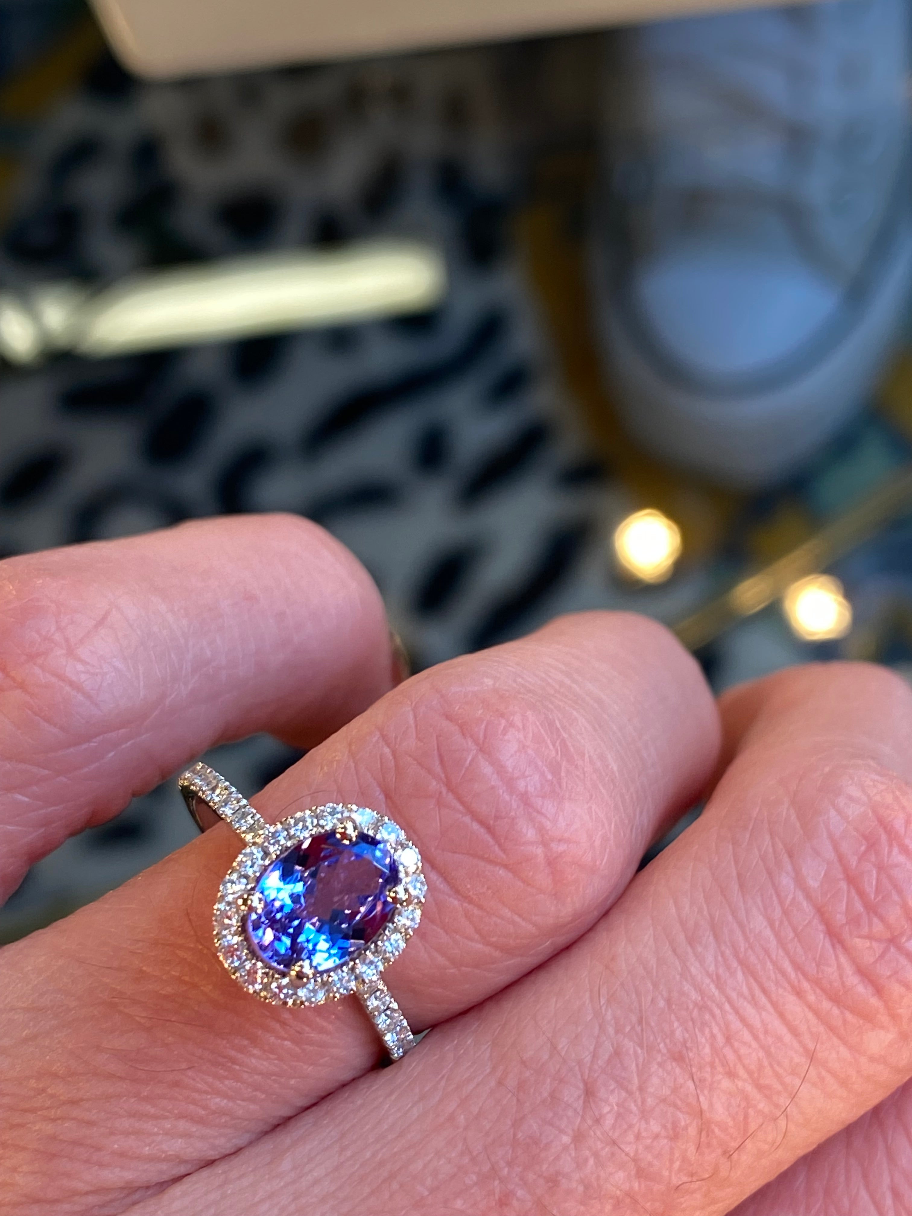 1.15 Carat Oval Cut Tanzanite and 0.40ctw Natural Diamond Ring in Platinum