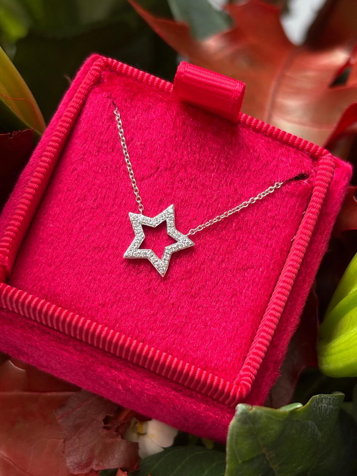Super Star Natural Diamond Pendant Necklace in 18ct White Gold