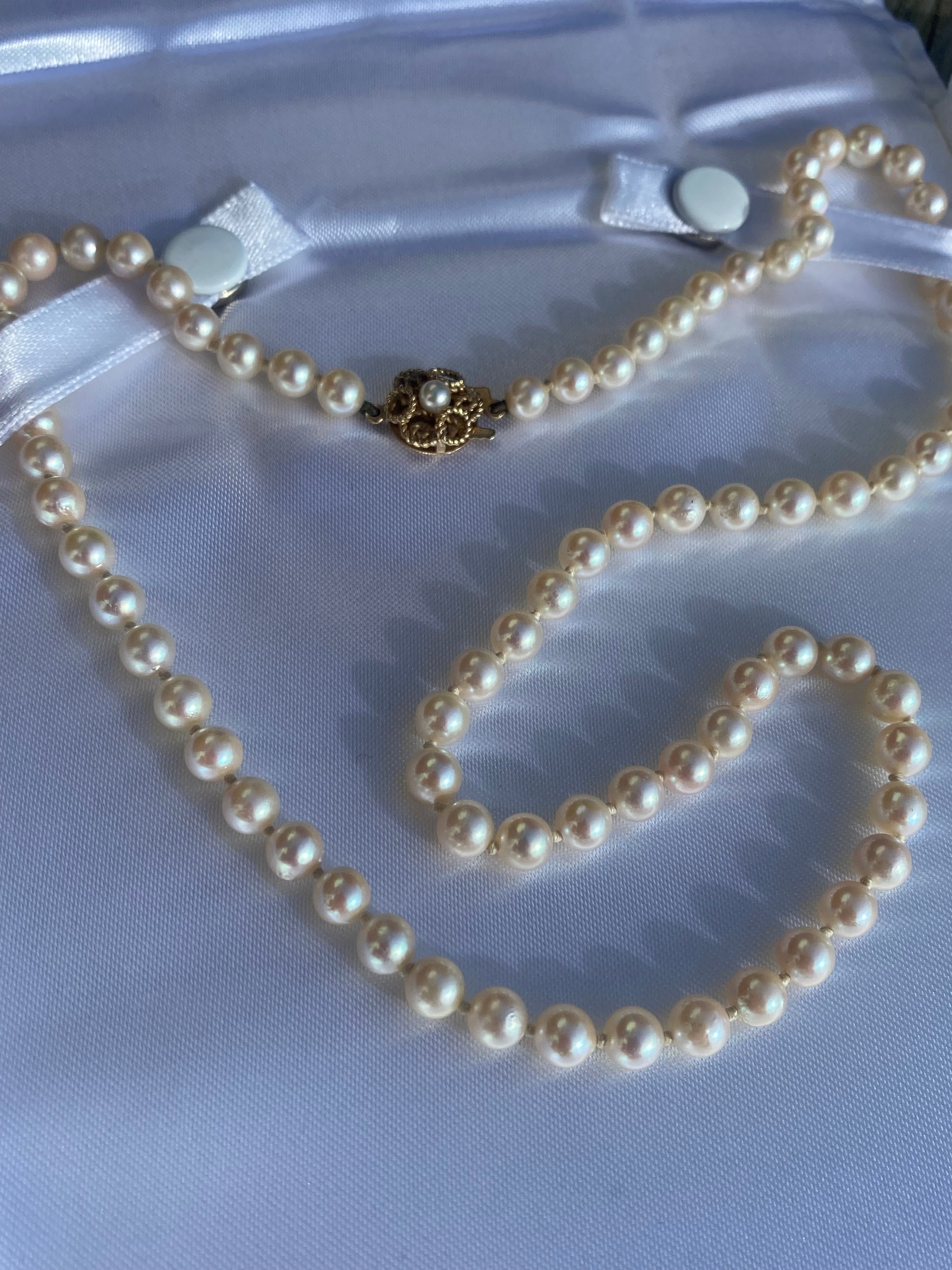 Vintage Cultured Akoya Pearl Necklace with 9ct Gold Clasp