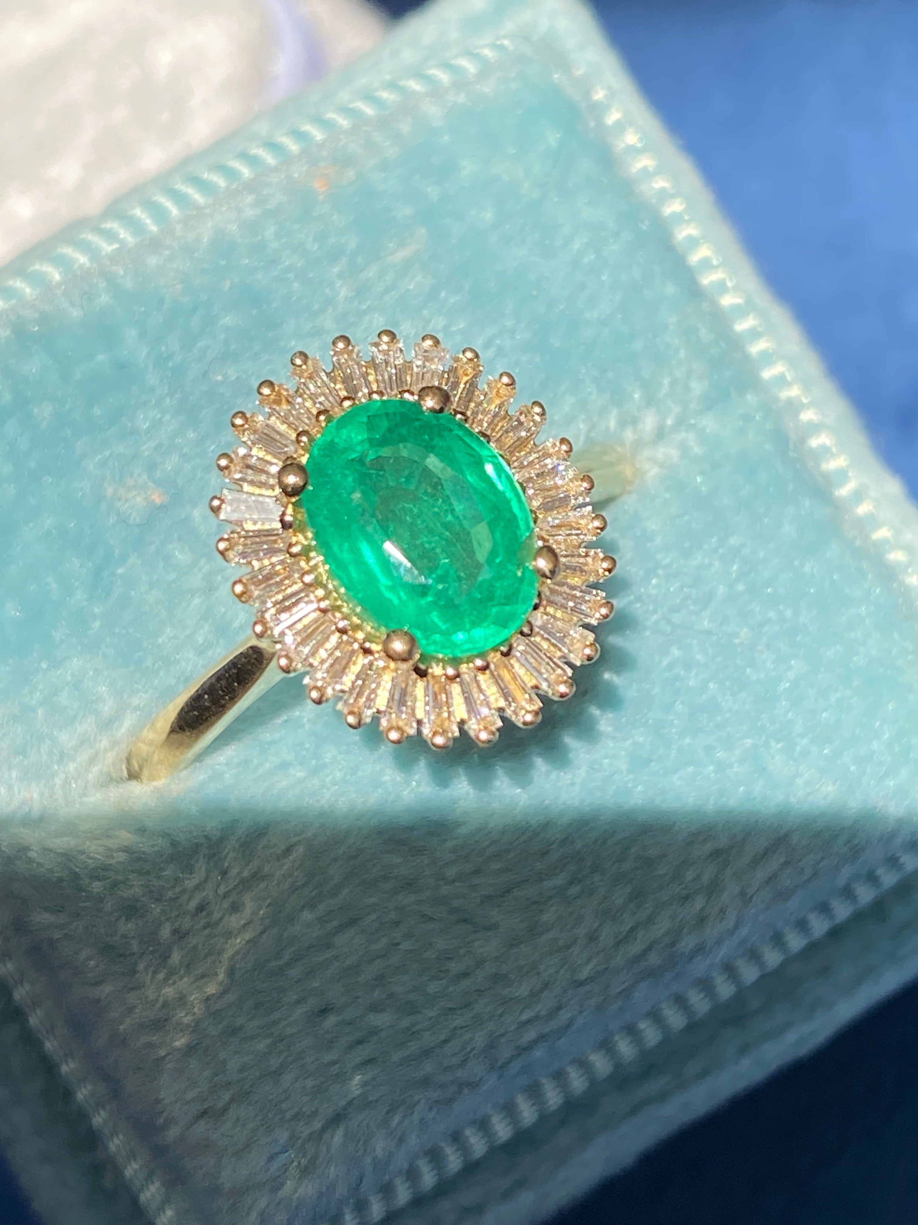 1.62 CTW Oval Cut Emerald and Natural Diamond Ballerina Ring in 18ct Yellow Gold