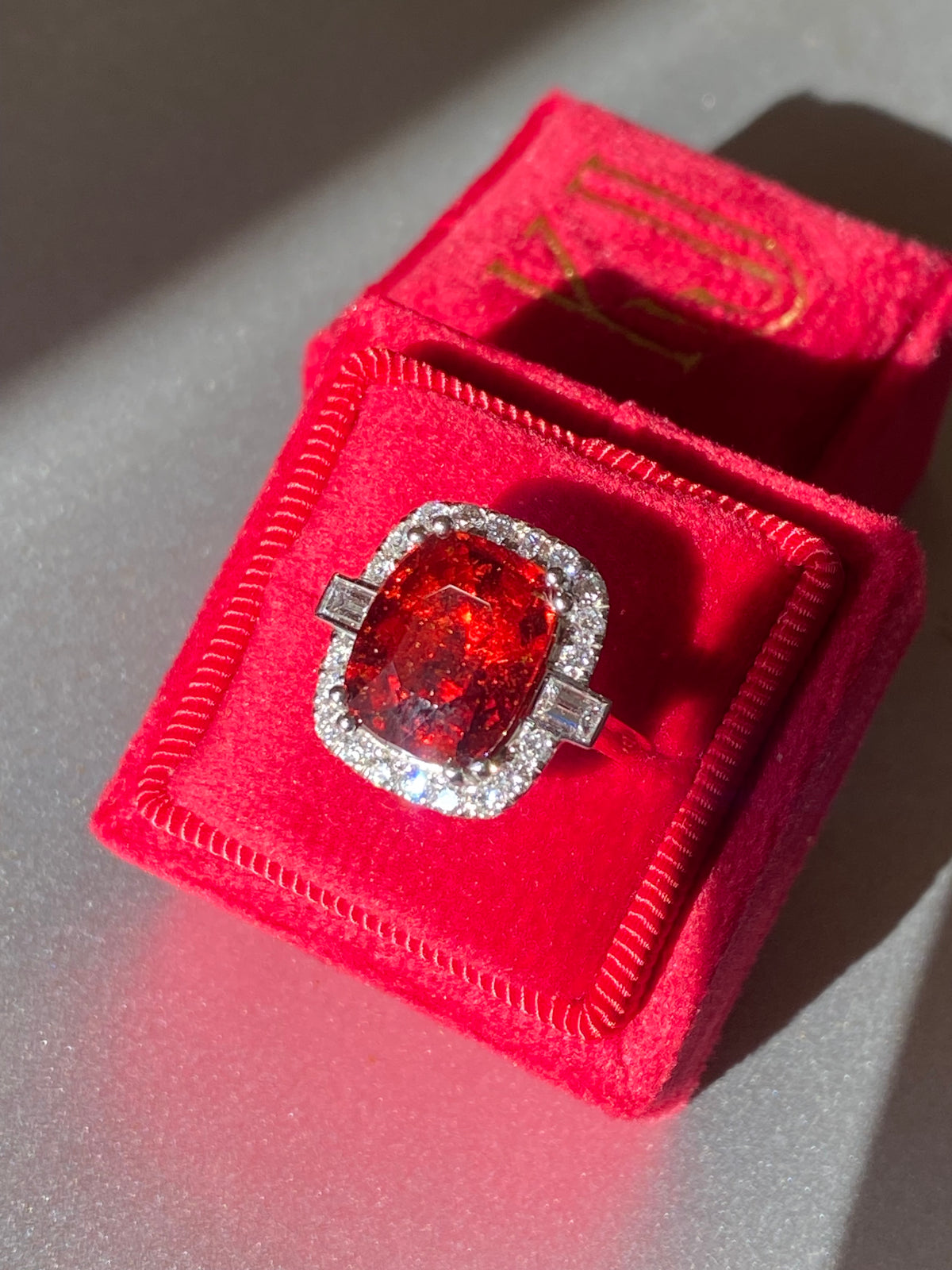 7.36 Carat Hessonite Garnet and Natural Diamond Ring in 18ct Gold