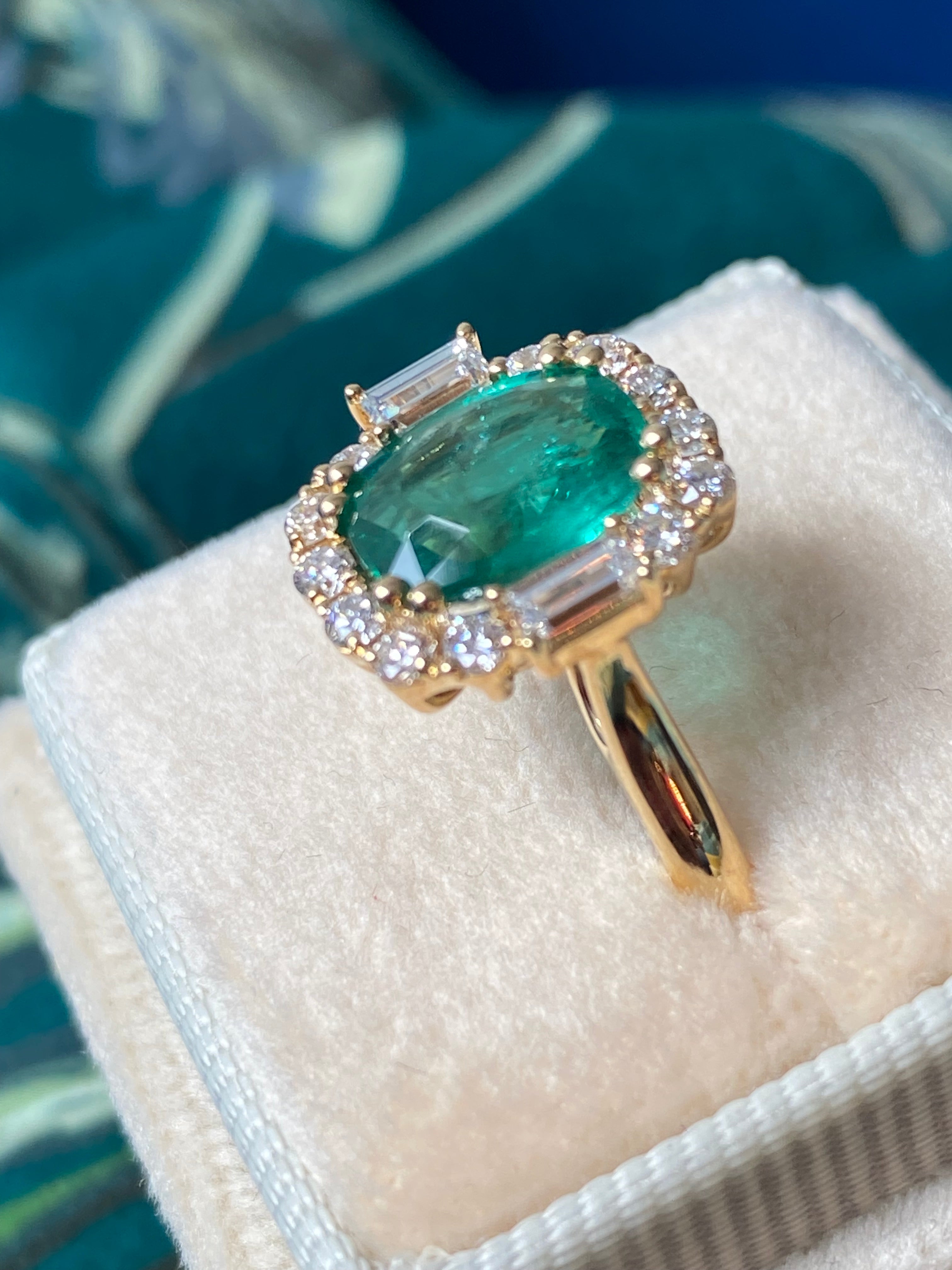 2.59 CTW Cushion Cut Emerald and Natural Diamond Halo Ring in 18ct Yellow Gold