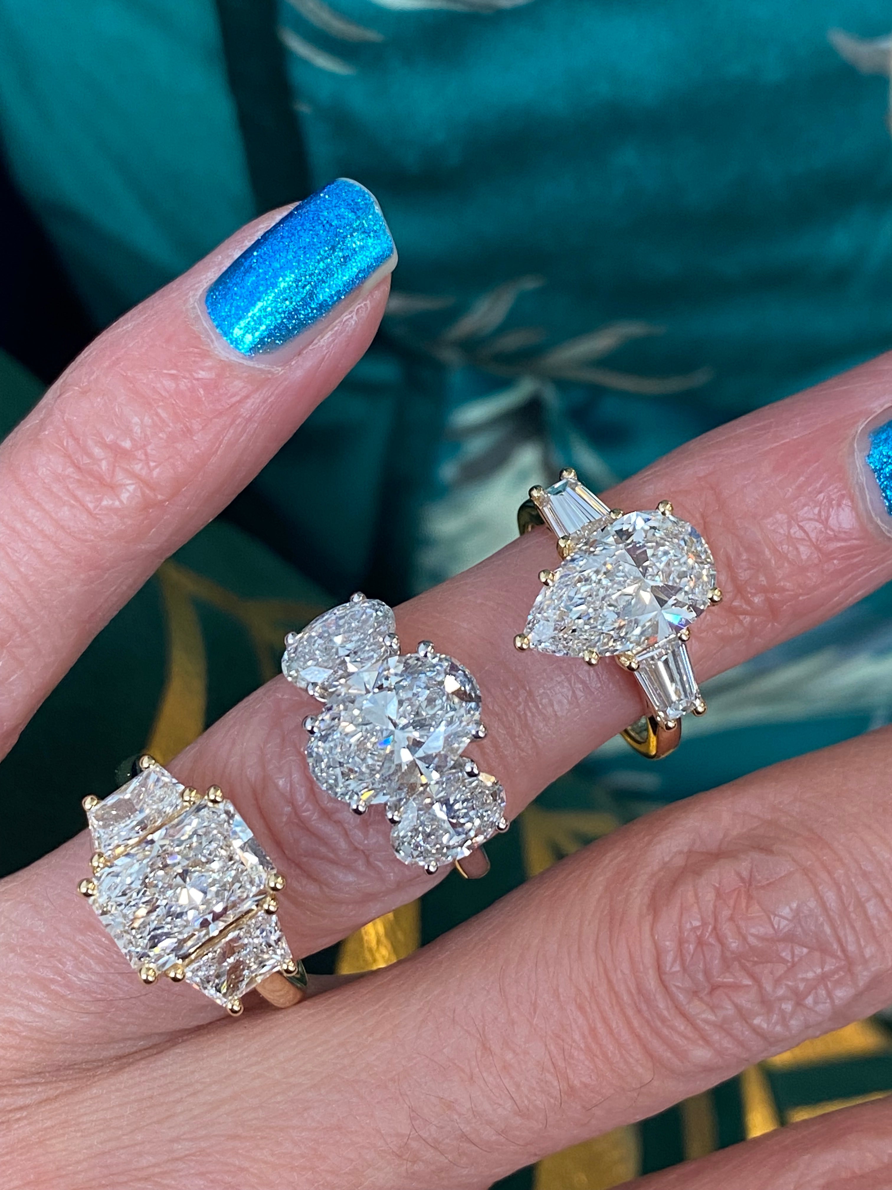 4.28 CTW Radiant Cut D Colour VS2 Lab Diamond Engagement Ring in 18ct Yellow Gold